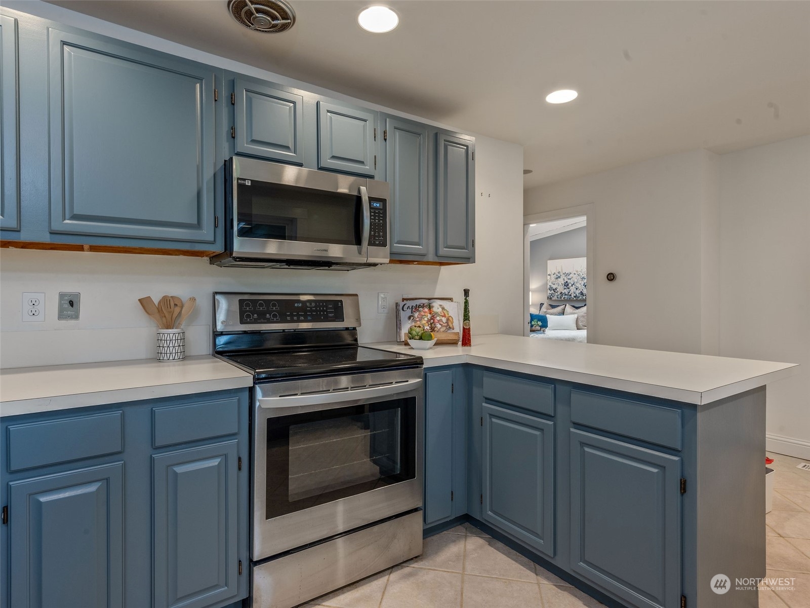 11146 NE Wing Point Drive