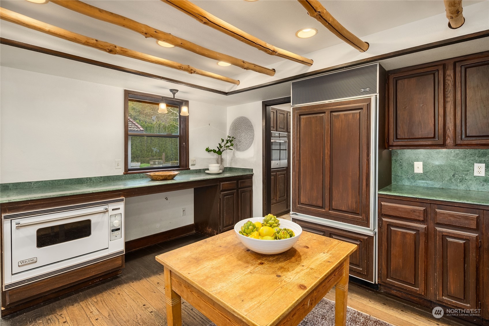 10450 Arrow Point Drive NE