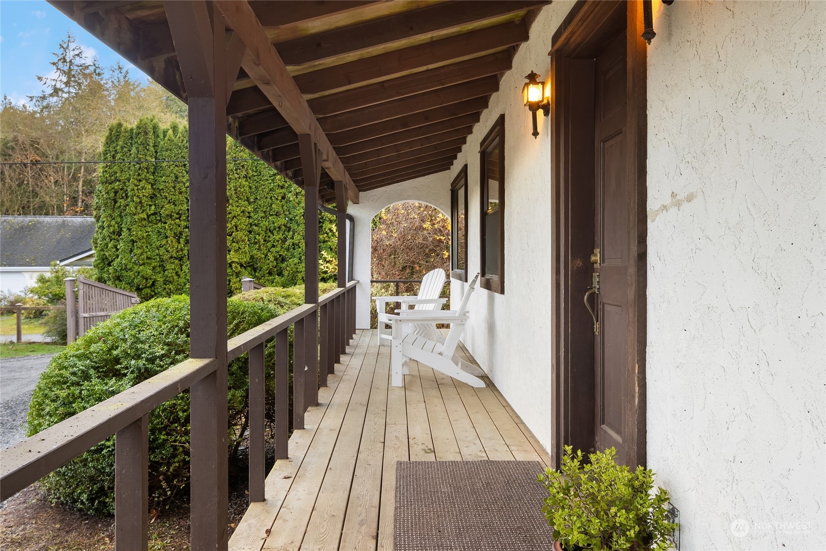 10450 Arrow Point Drive NE