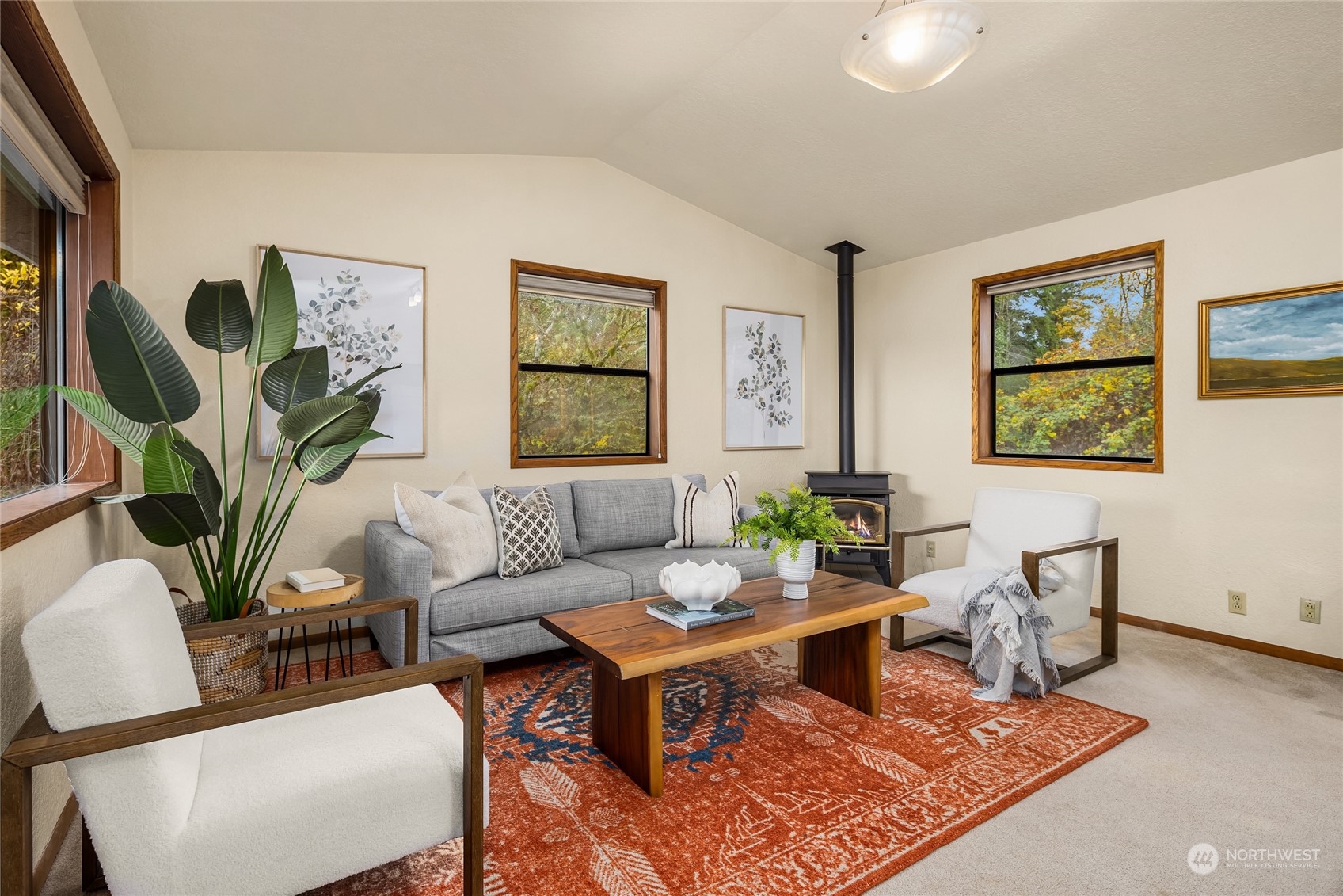 10450 Arrow Point Drive NE