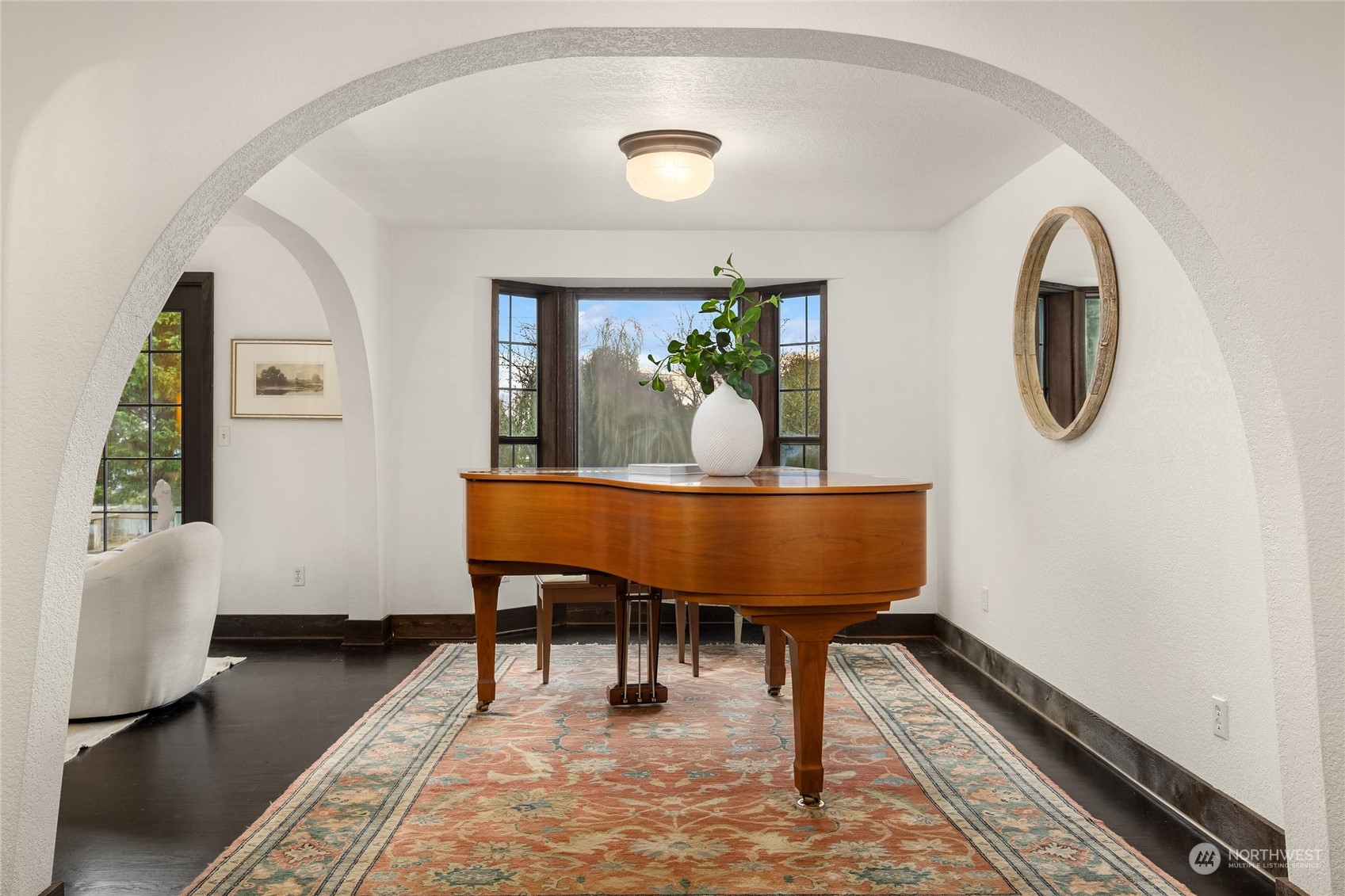 10450 Arrow Point Drive NE