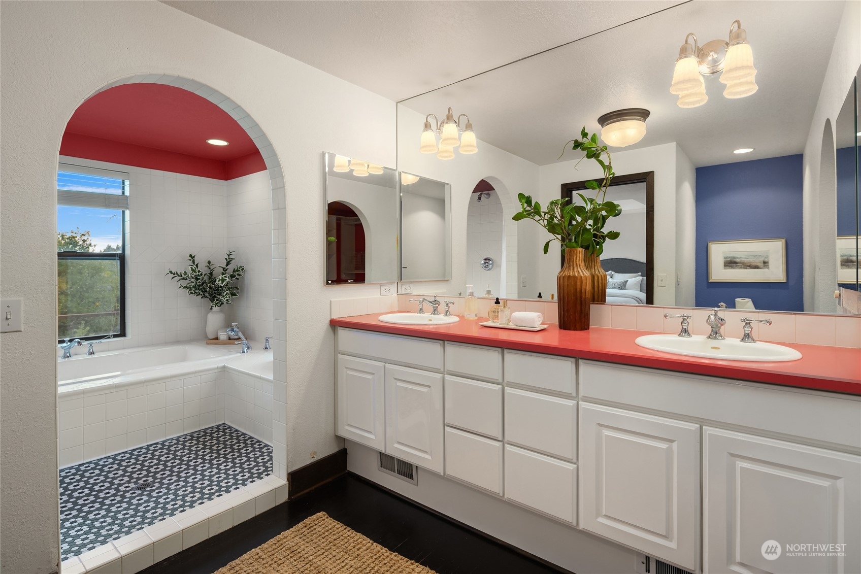 10450 Arrow Point Drive NE