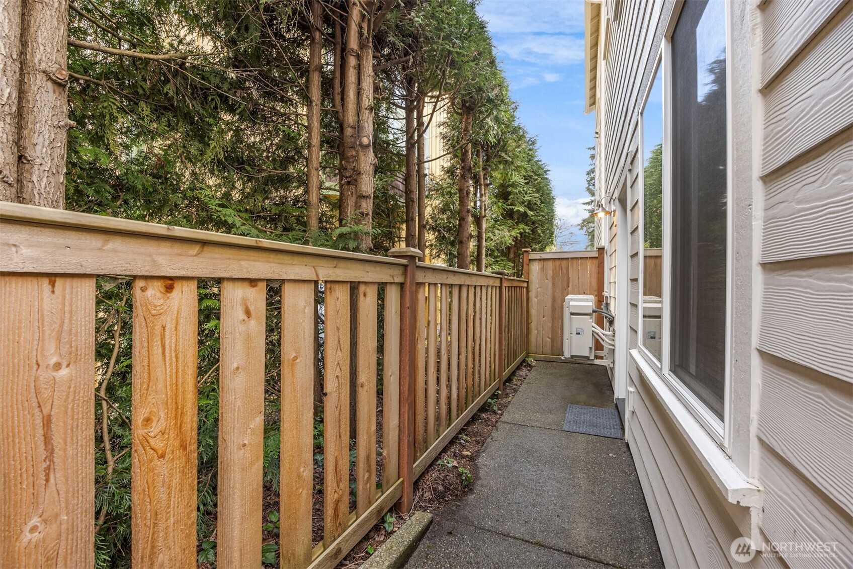 2710 Welcome Lane NW