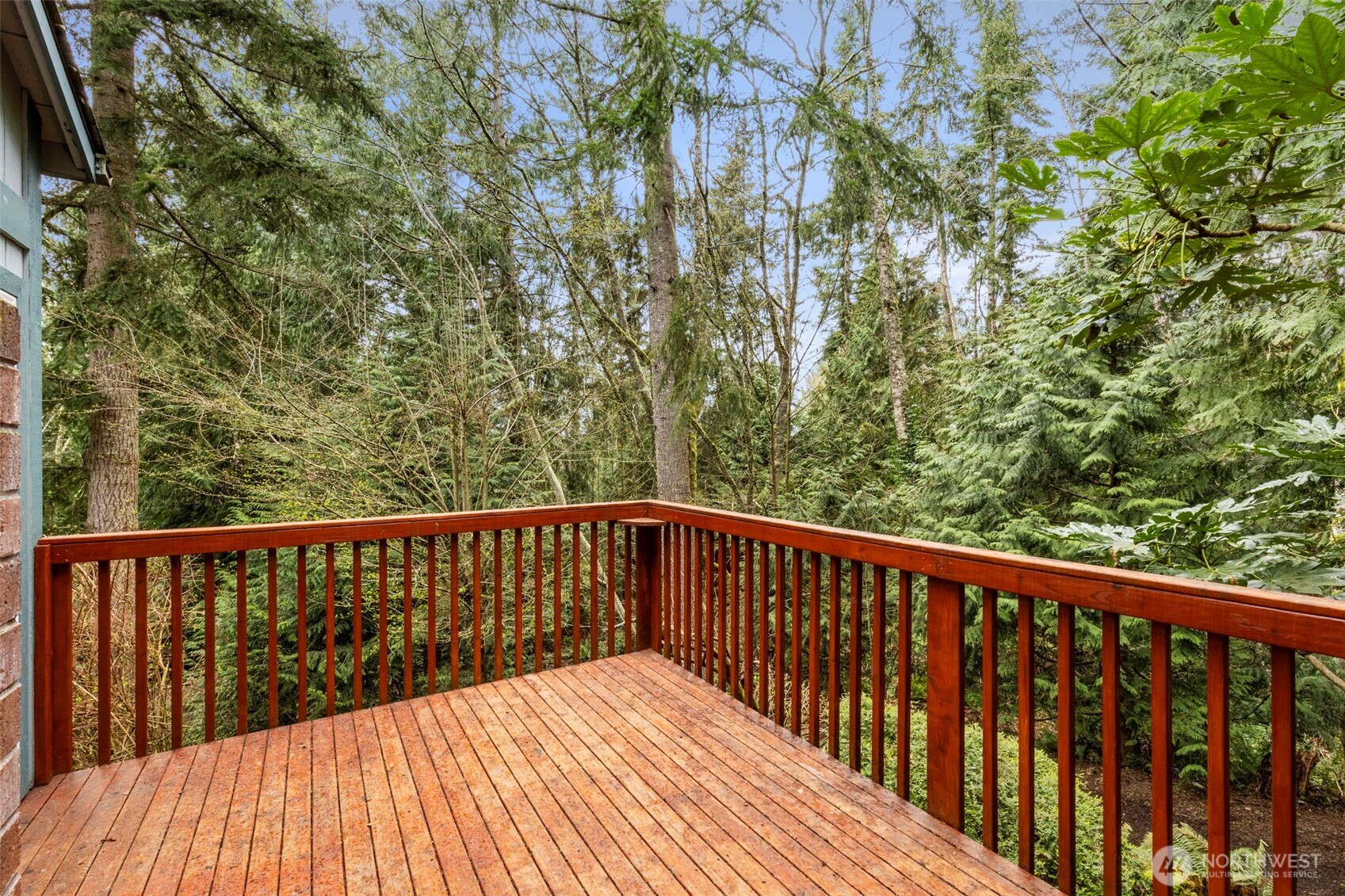 10035 NE Kingston Farm Road