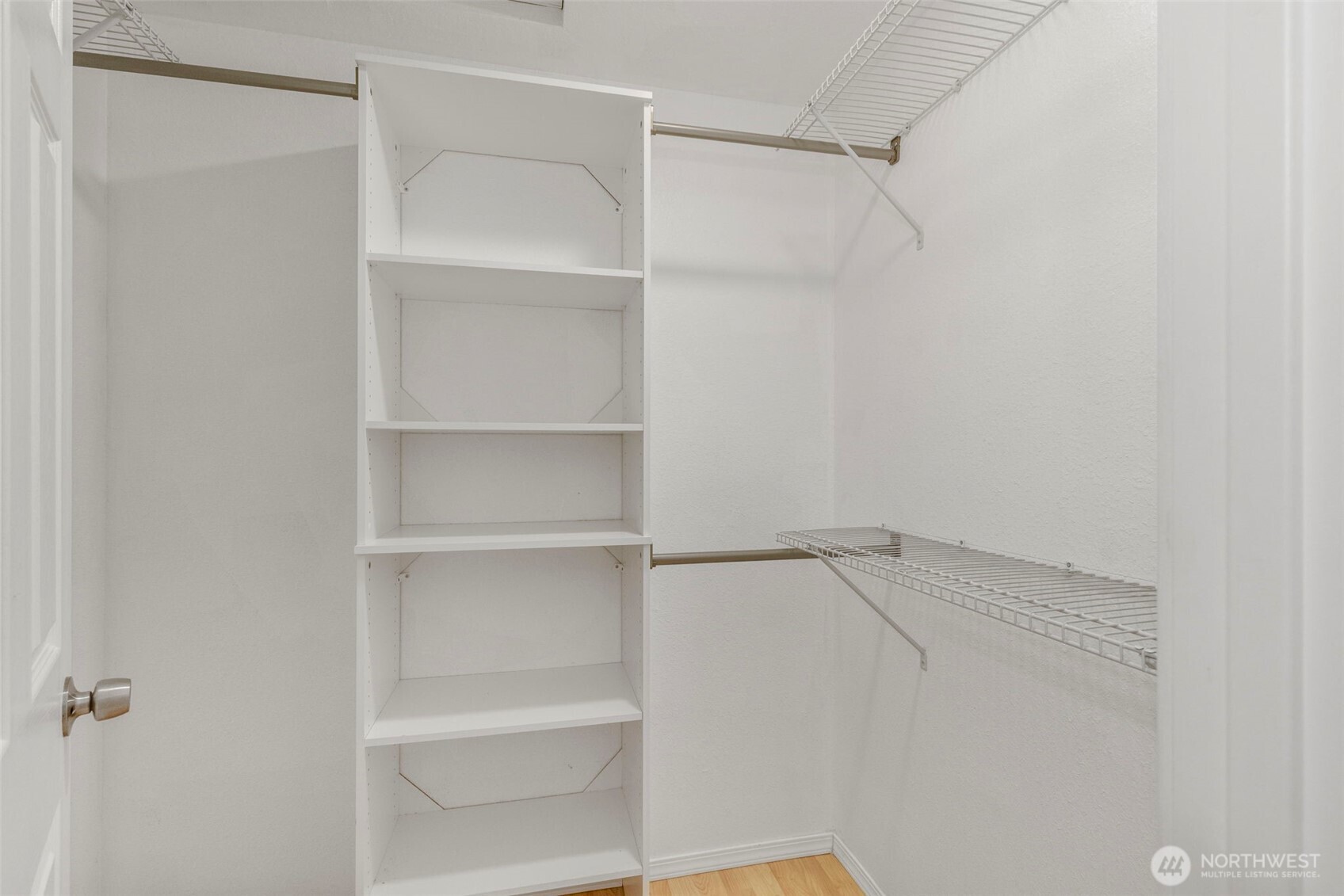 10035 NE Kingston Farm Road