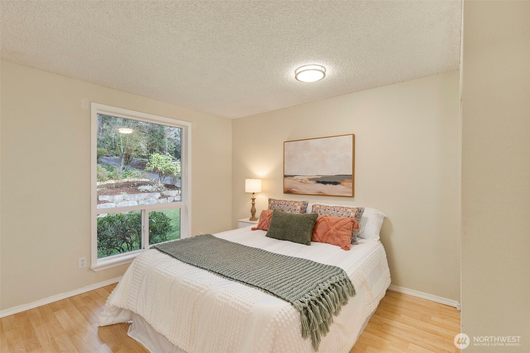 10035 NE Kingston Farm Road