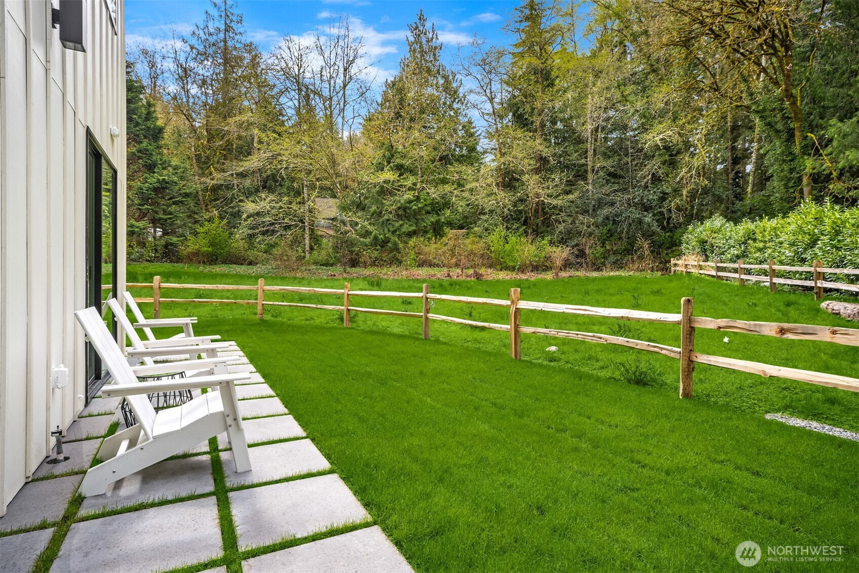 9243 NE Spargur Loop Road