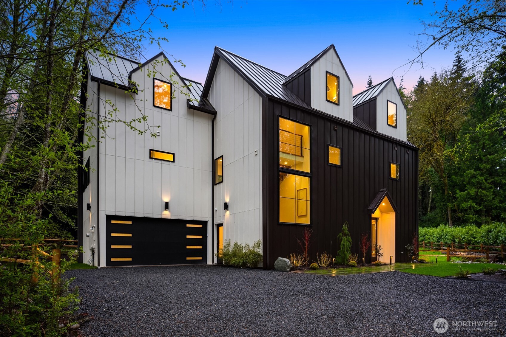 9243 NE Spargur Loop Road