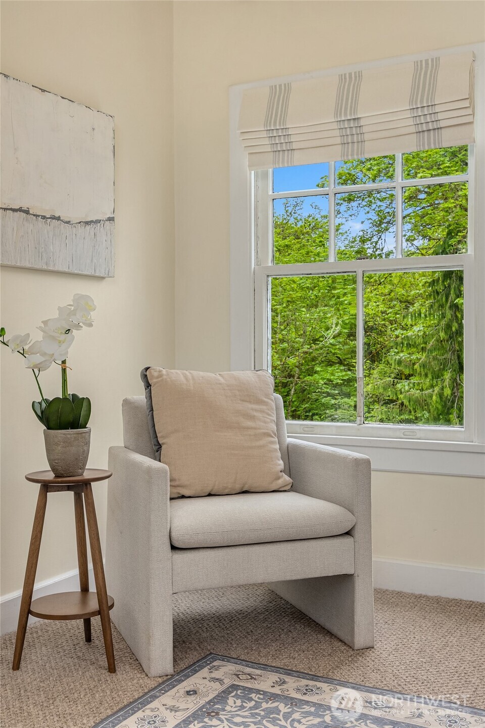 2213 NE Victorian Lane Unit: F