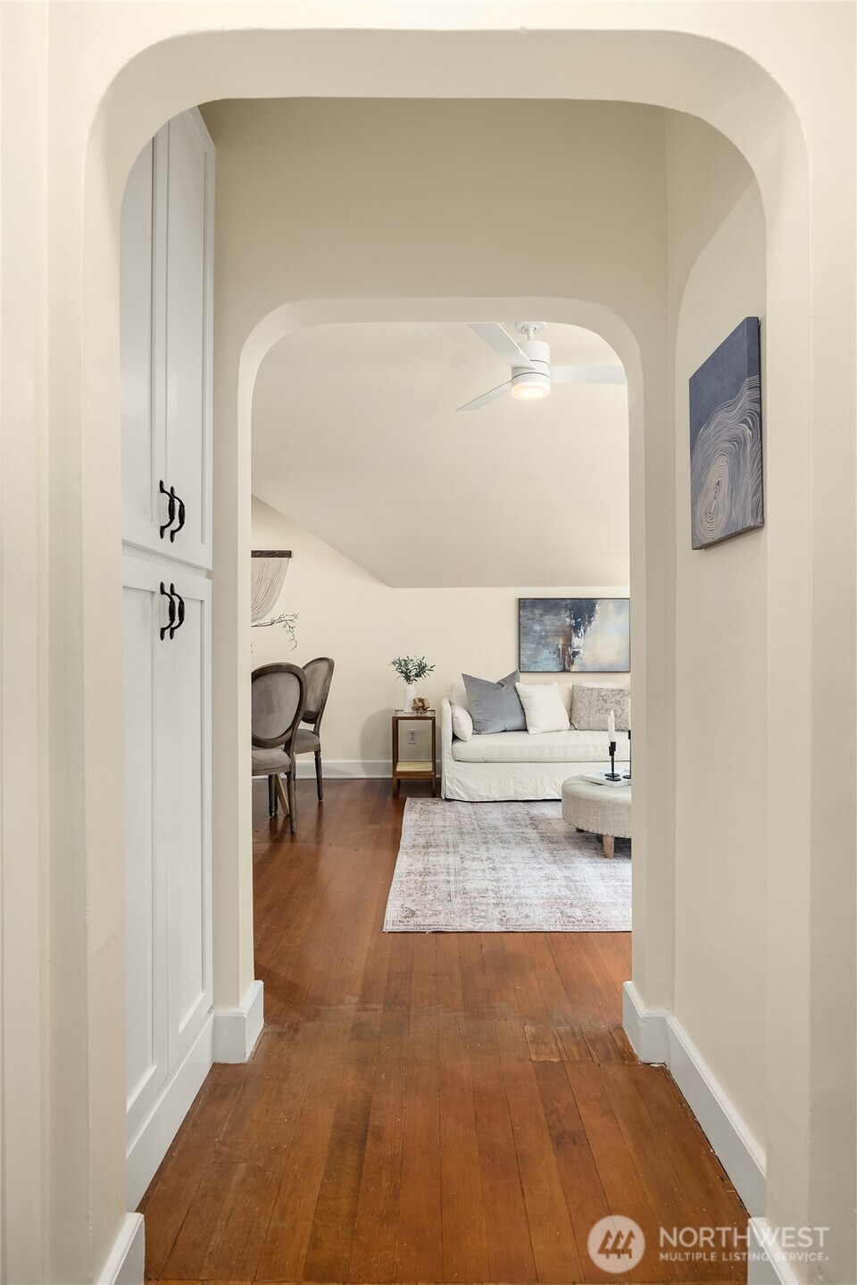 2213 NE Victorian Lane Unit: F