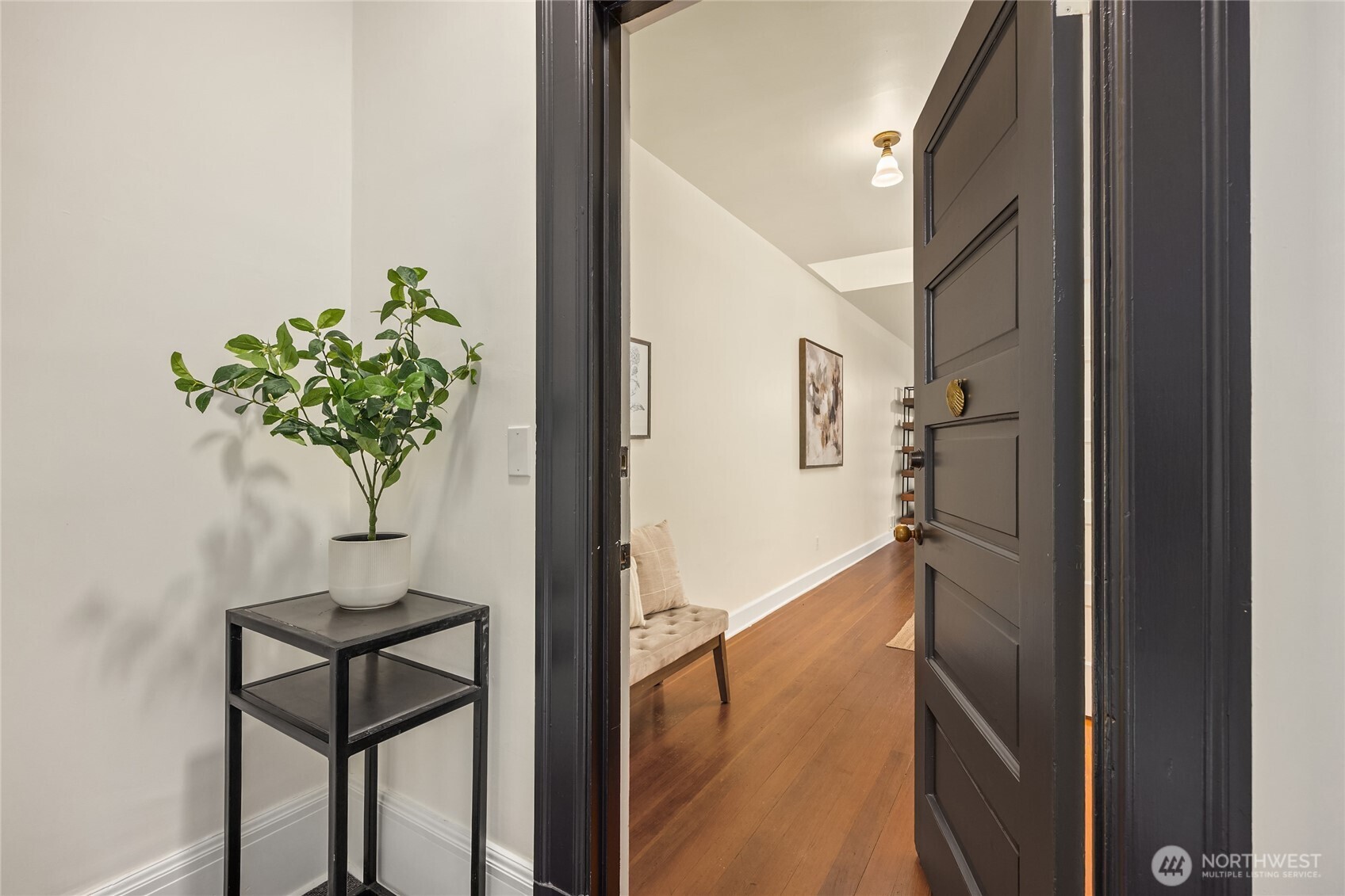 2213 NE Victorian Lane Unit: F