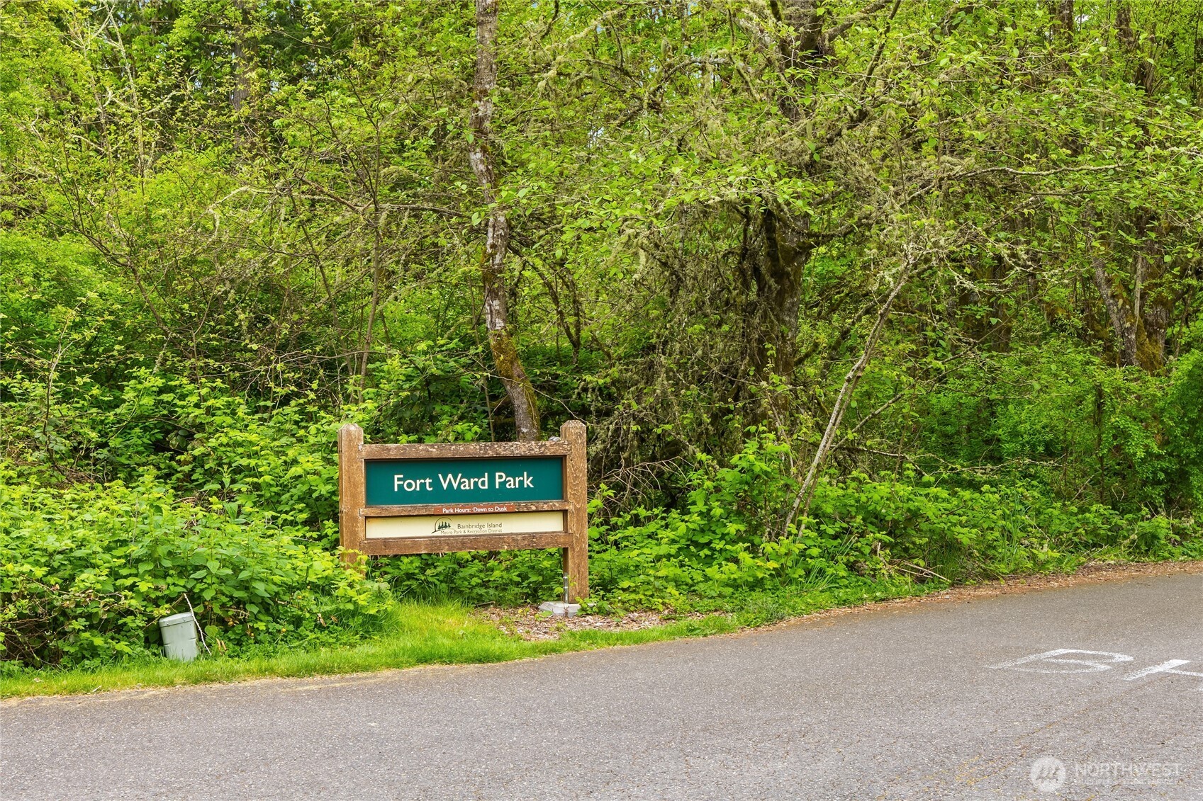 2213 NE Victorian Lane Unit: F