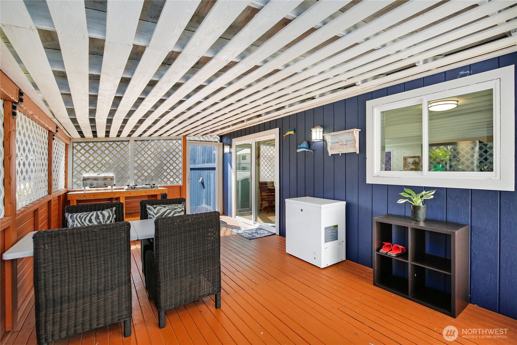 26469 Kingsview Loop NE