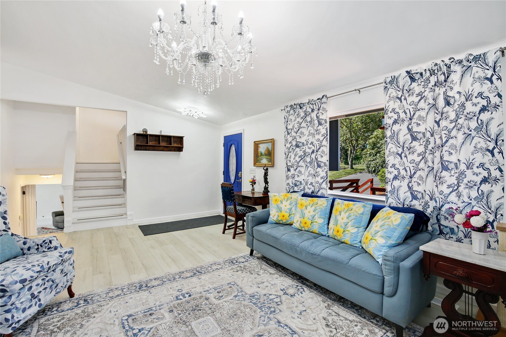 26469 Kingsview Loop NE