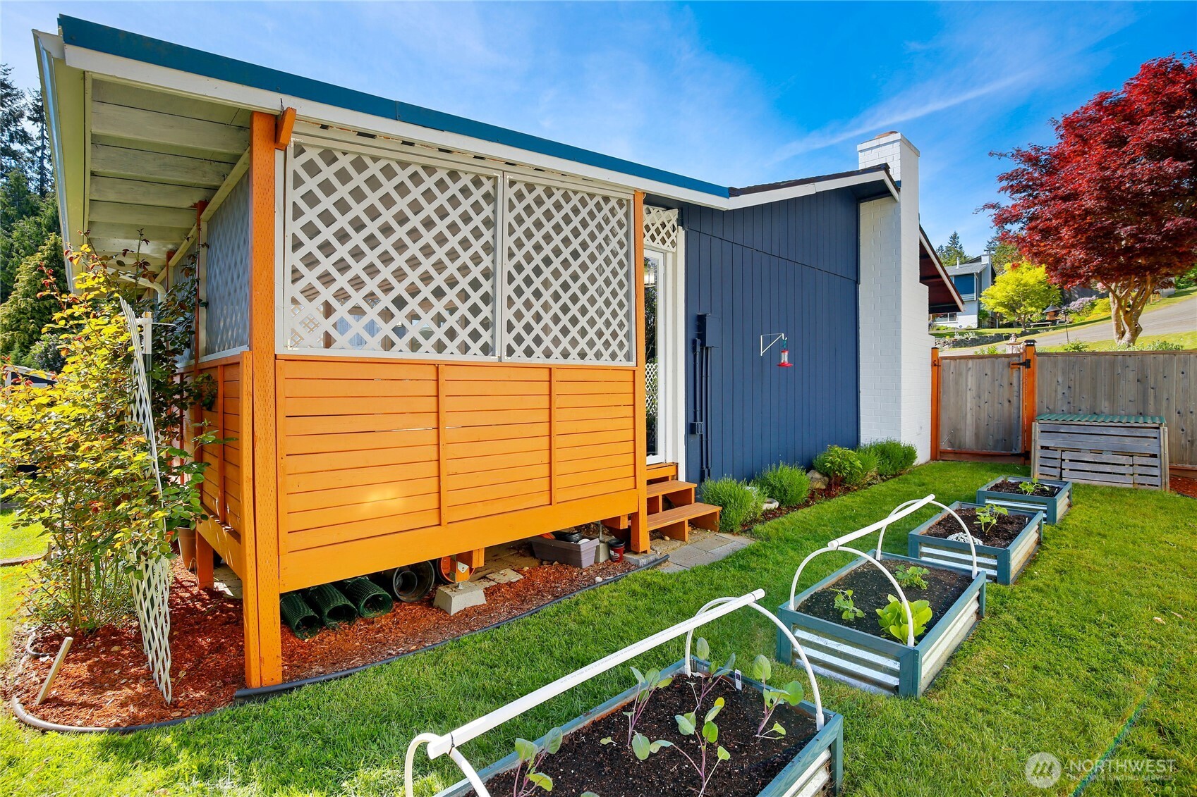 26469 Kingsview Loop NE