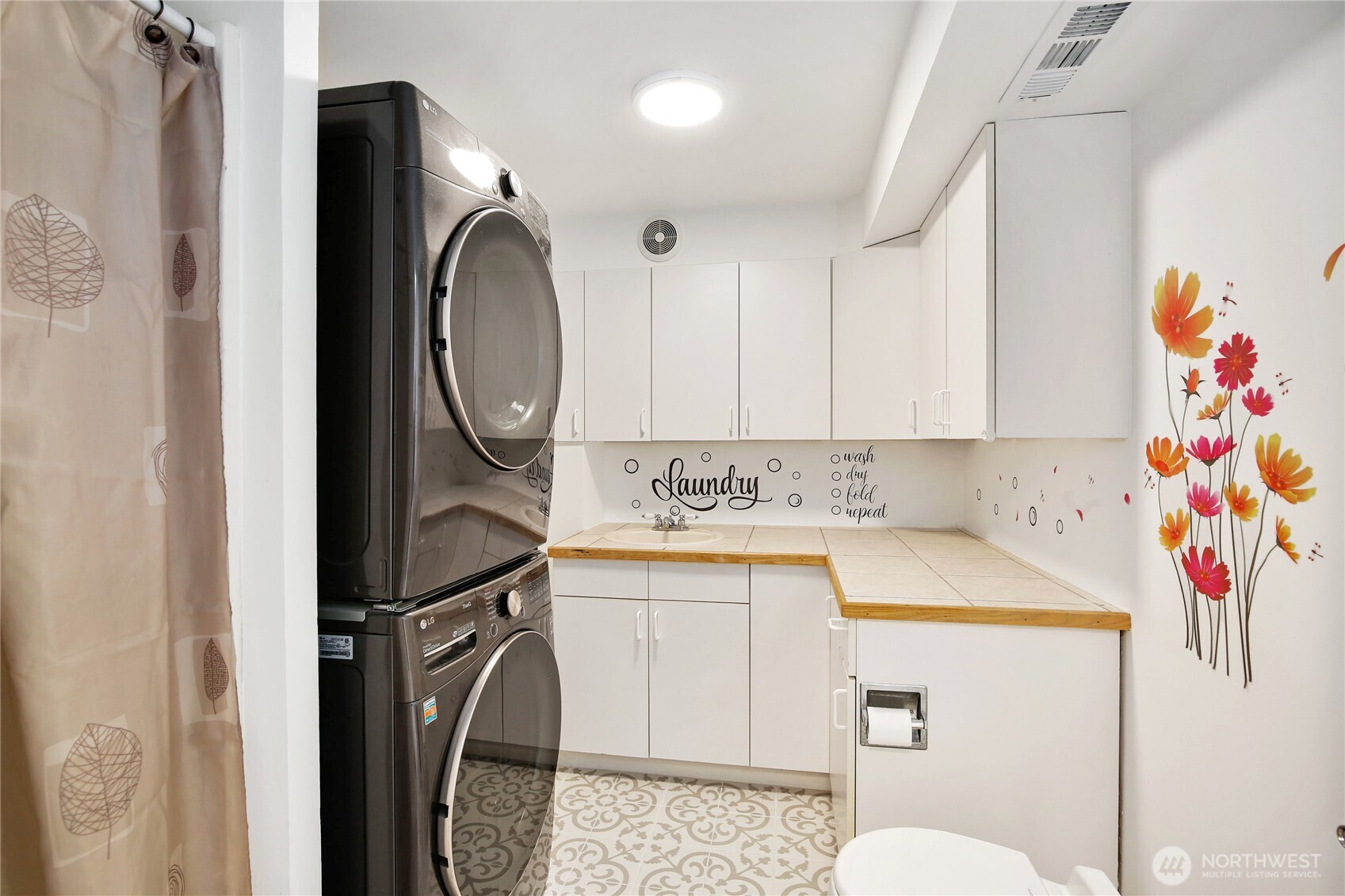 26469 Kingsview Loop NE