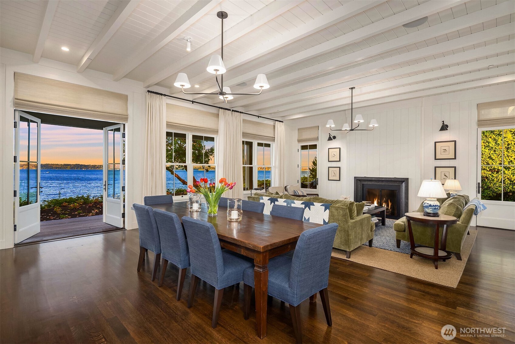 6426 Wing Point Road NE