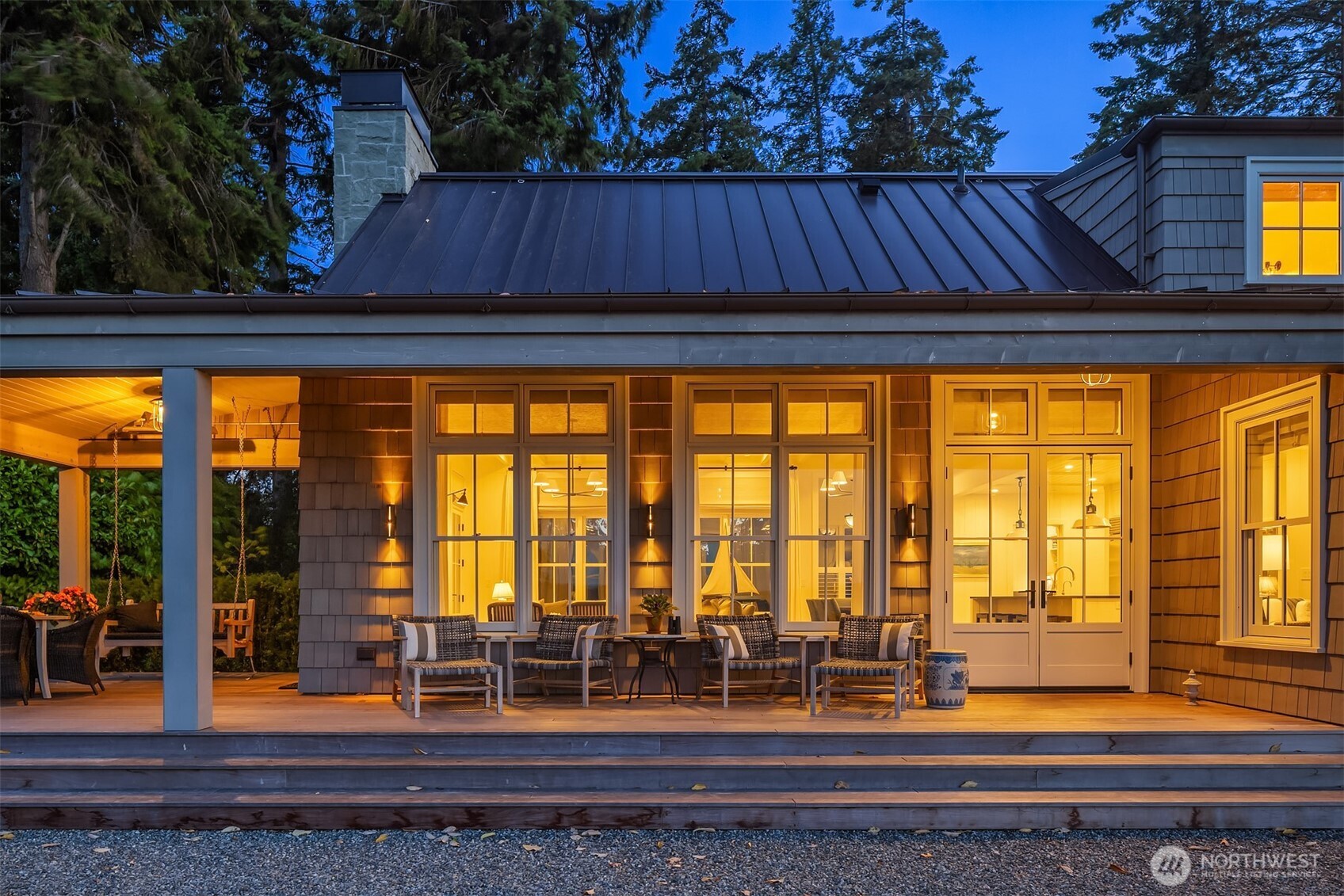 6426 Wing Point Road NE