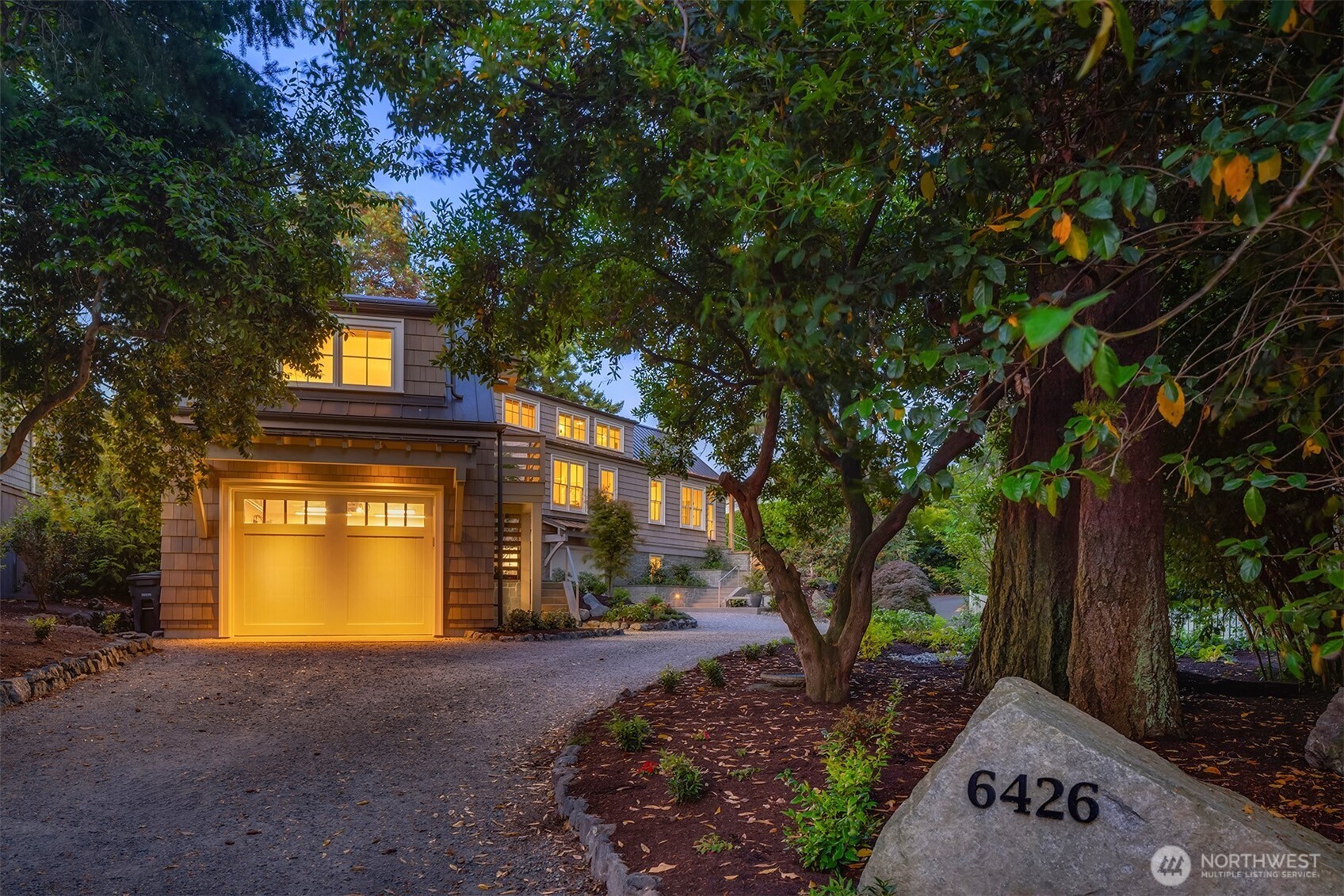 6426 Wing Point Road NE