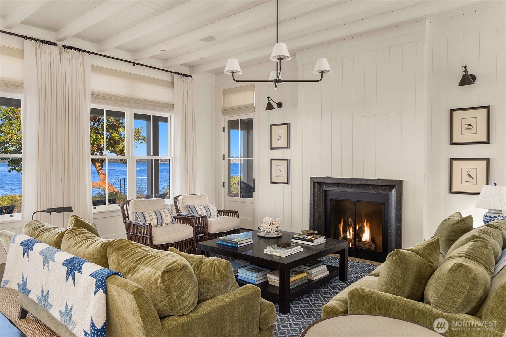 6426 Wing Point Road NE