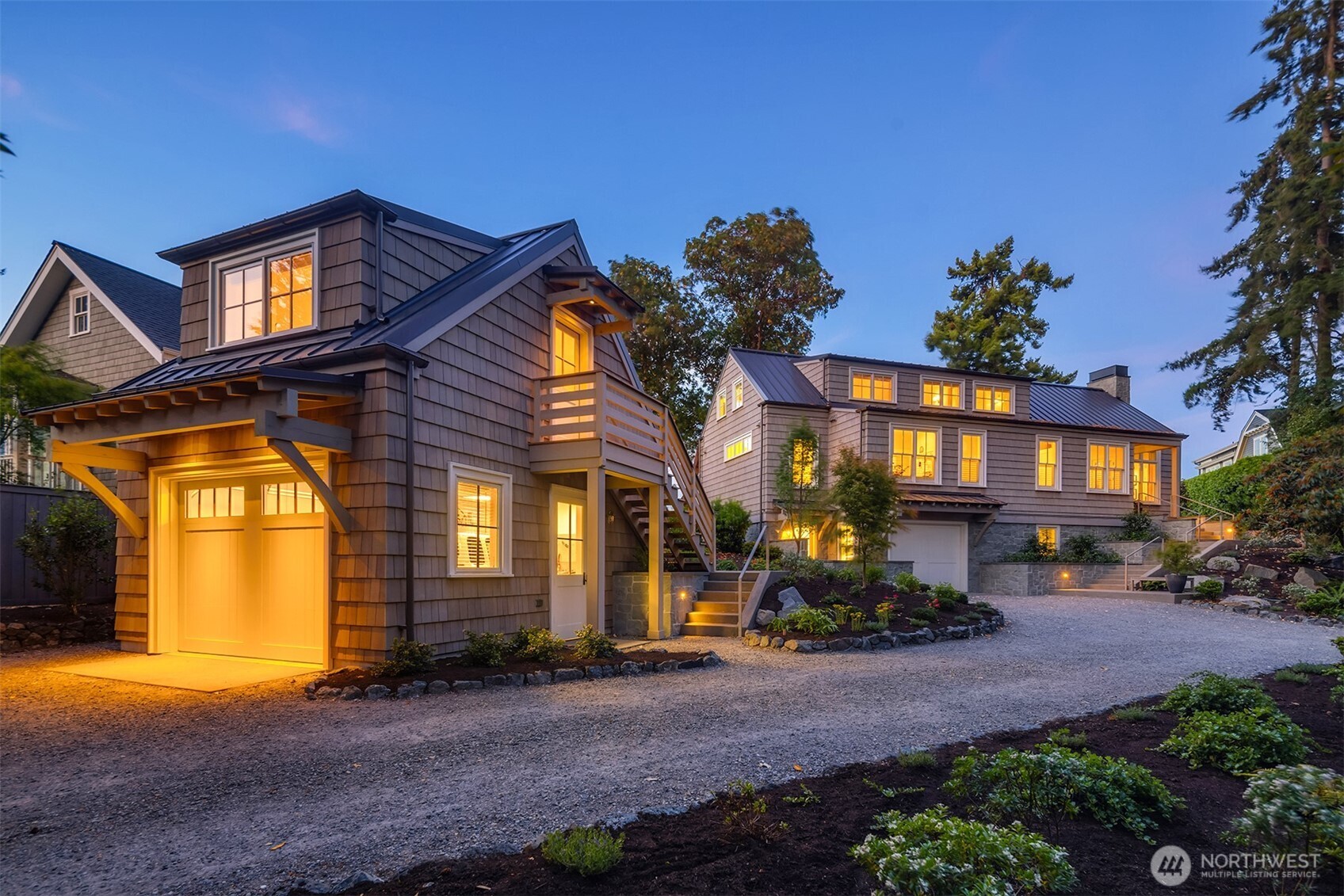 6426 Wing Point Road NE