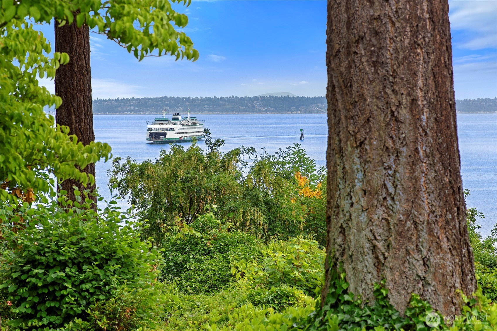 965 Winslow Way E Unit: 104