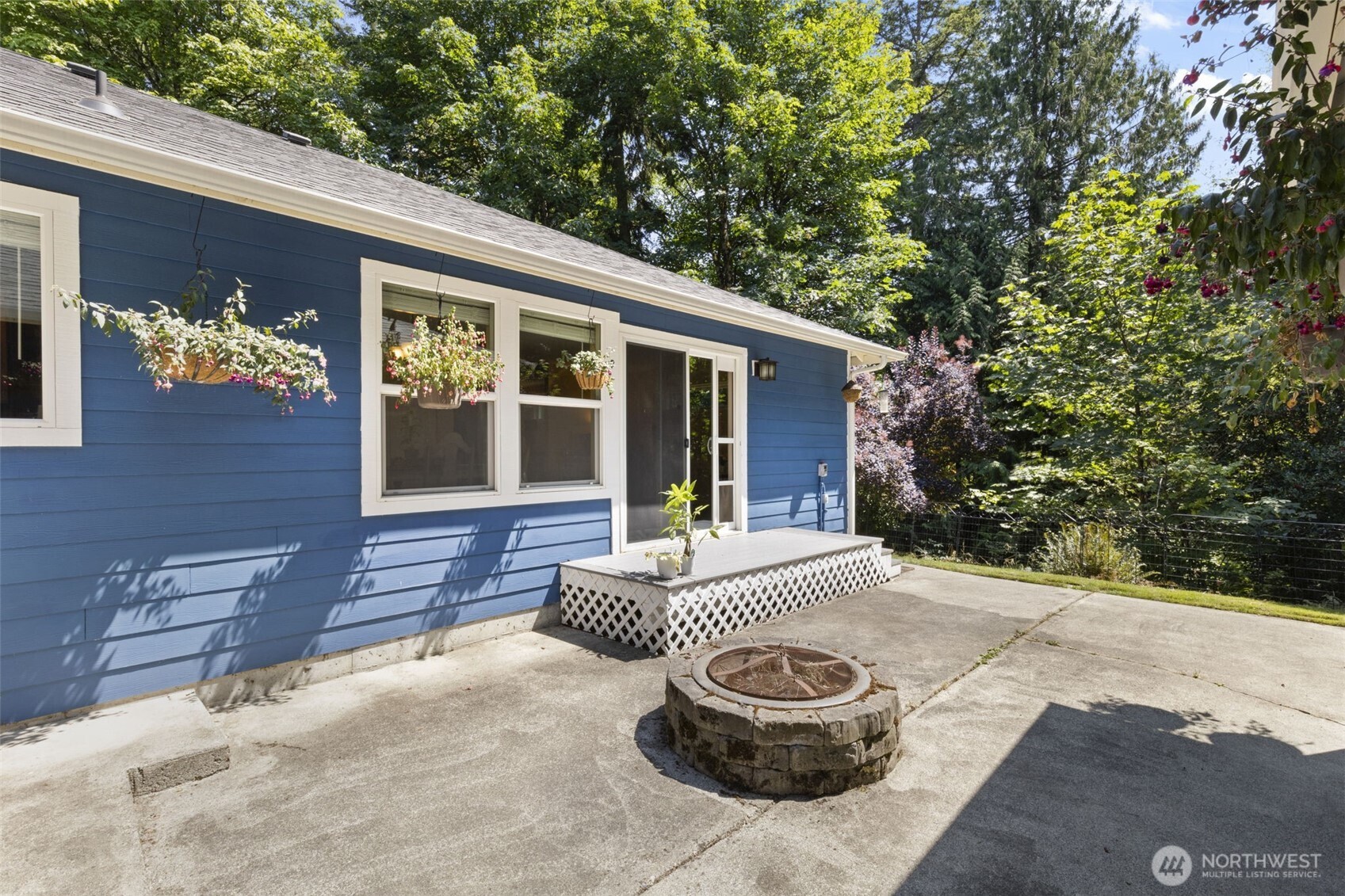 27300 Garden Gate Avenue NE