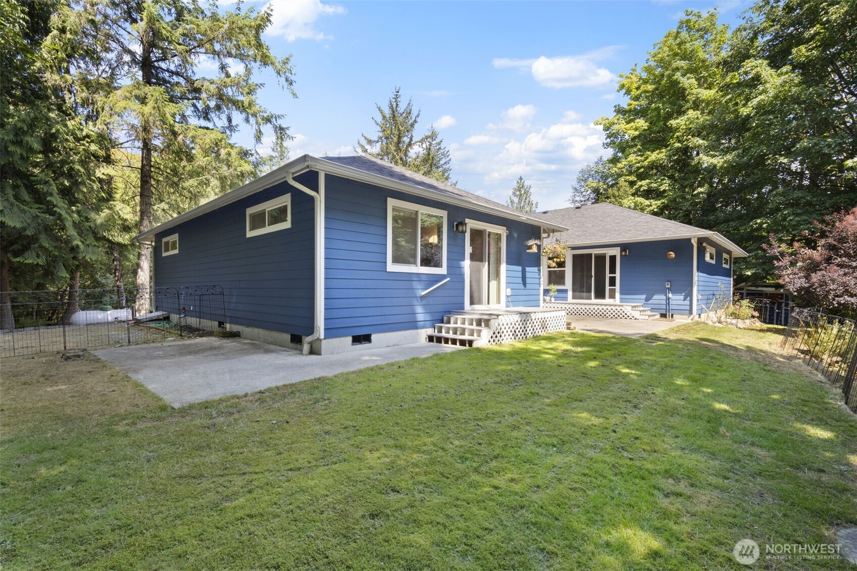 27300 Garden Gate Avenue NE