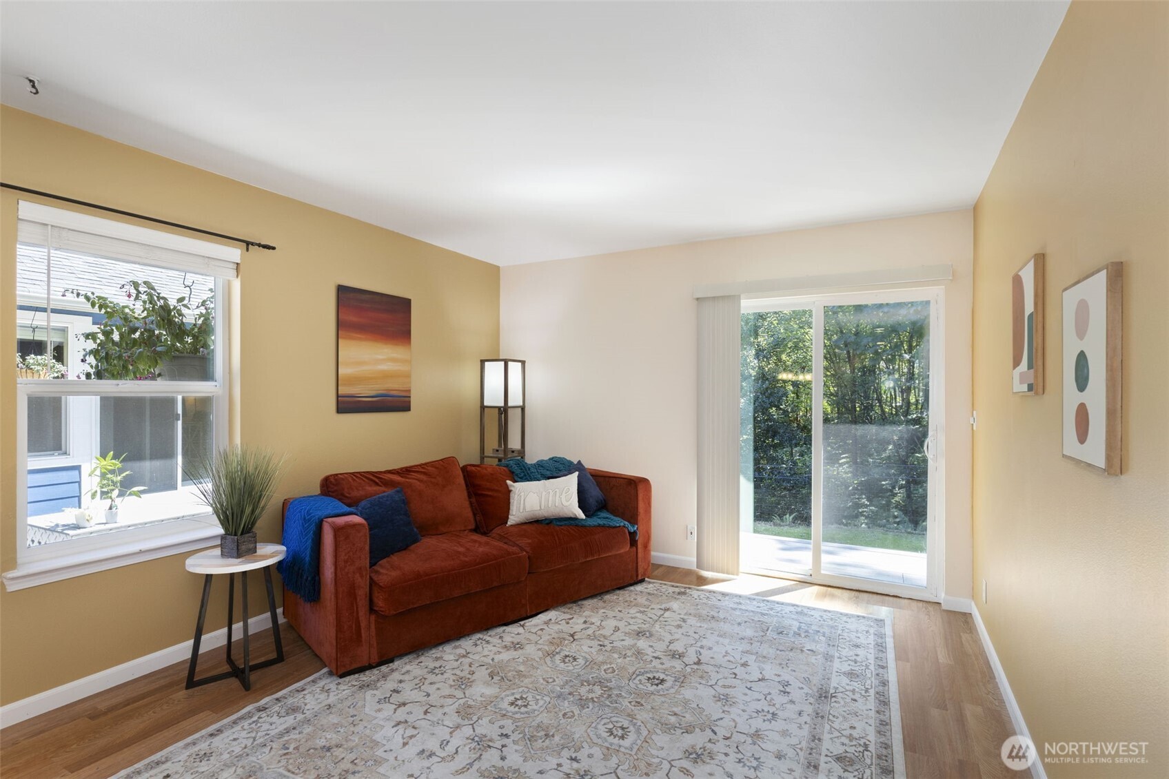 27300 Garden Gate Avenue NE