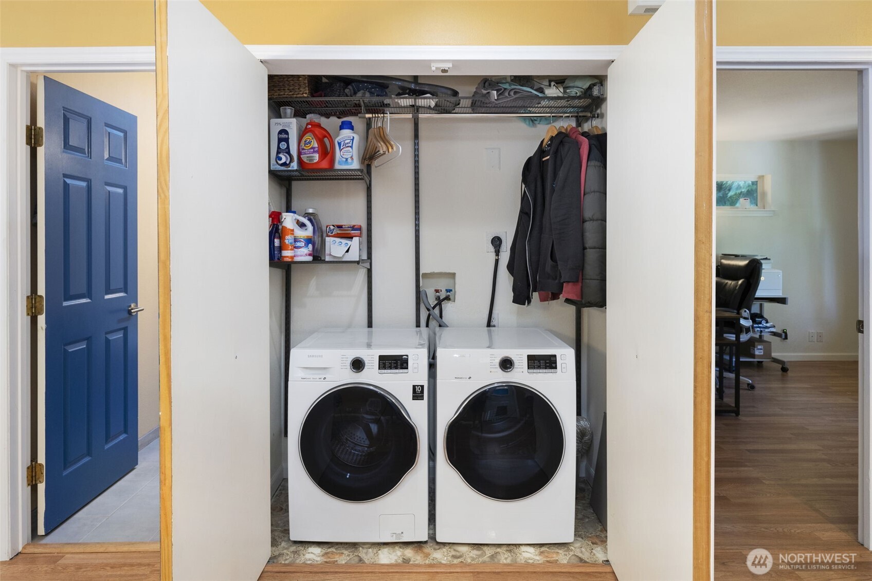 27300 Garden Gate Avenue NE