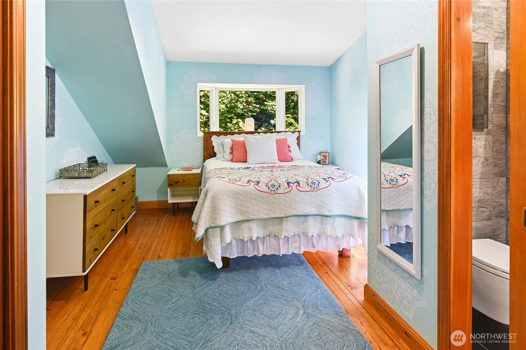 11440 Olympic Terrace Avenue NE