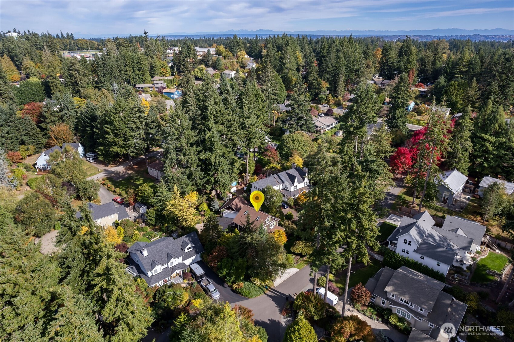 636 Janelle Place NW