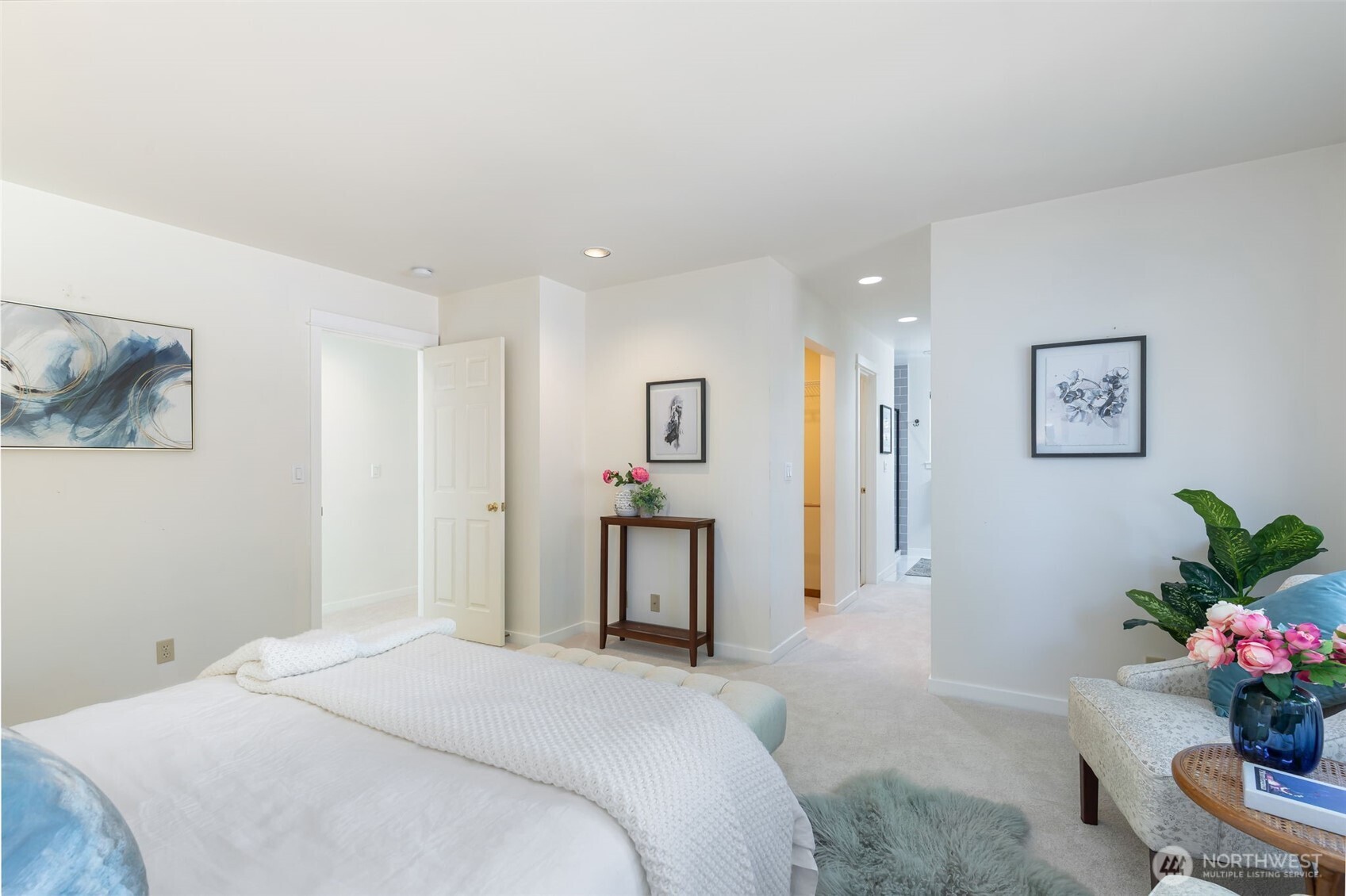 636 Janelle Place NW