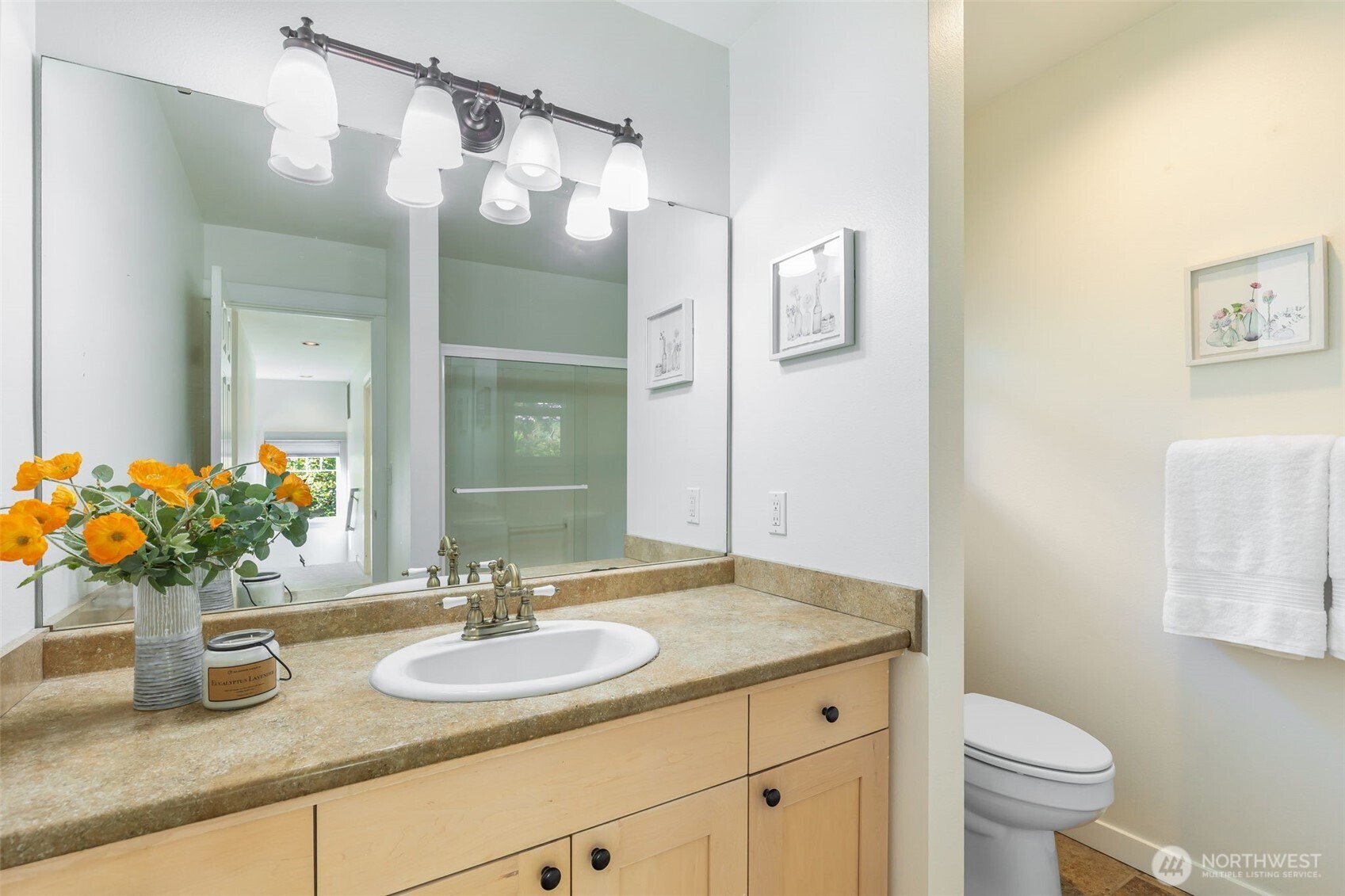 636 Janelle Place NW