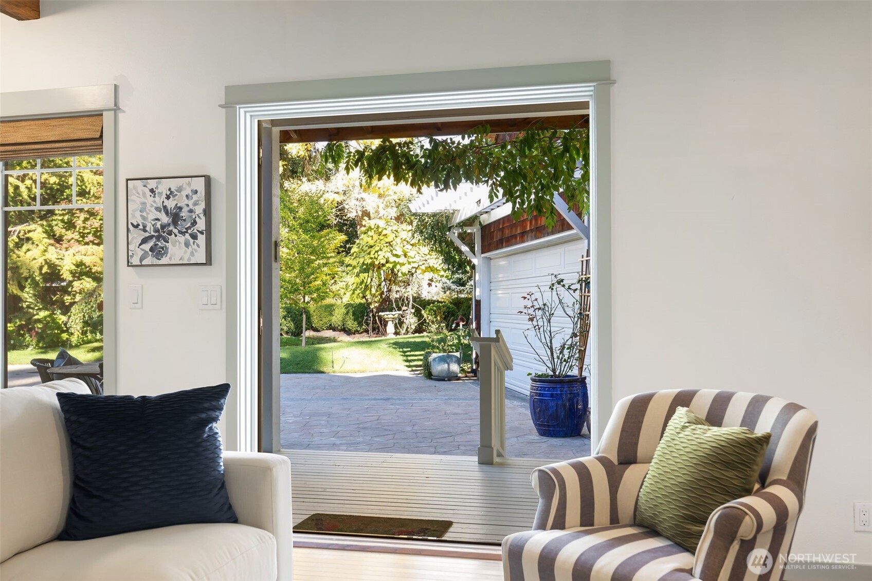 636 Janelle Place NW