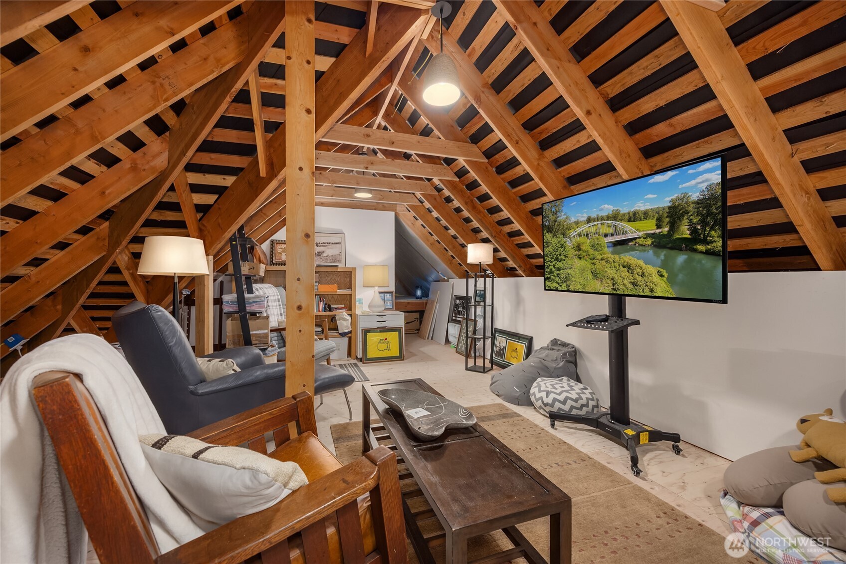 1245 High School Road NE