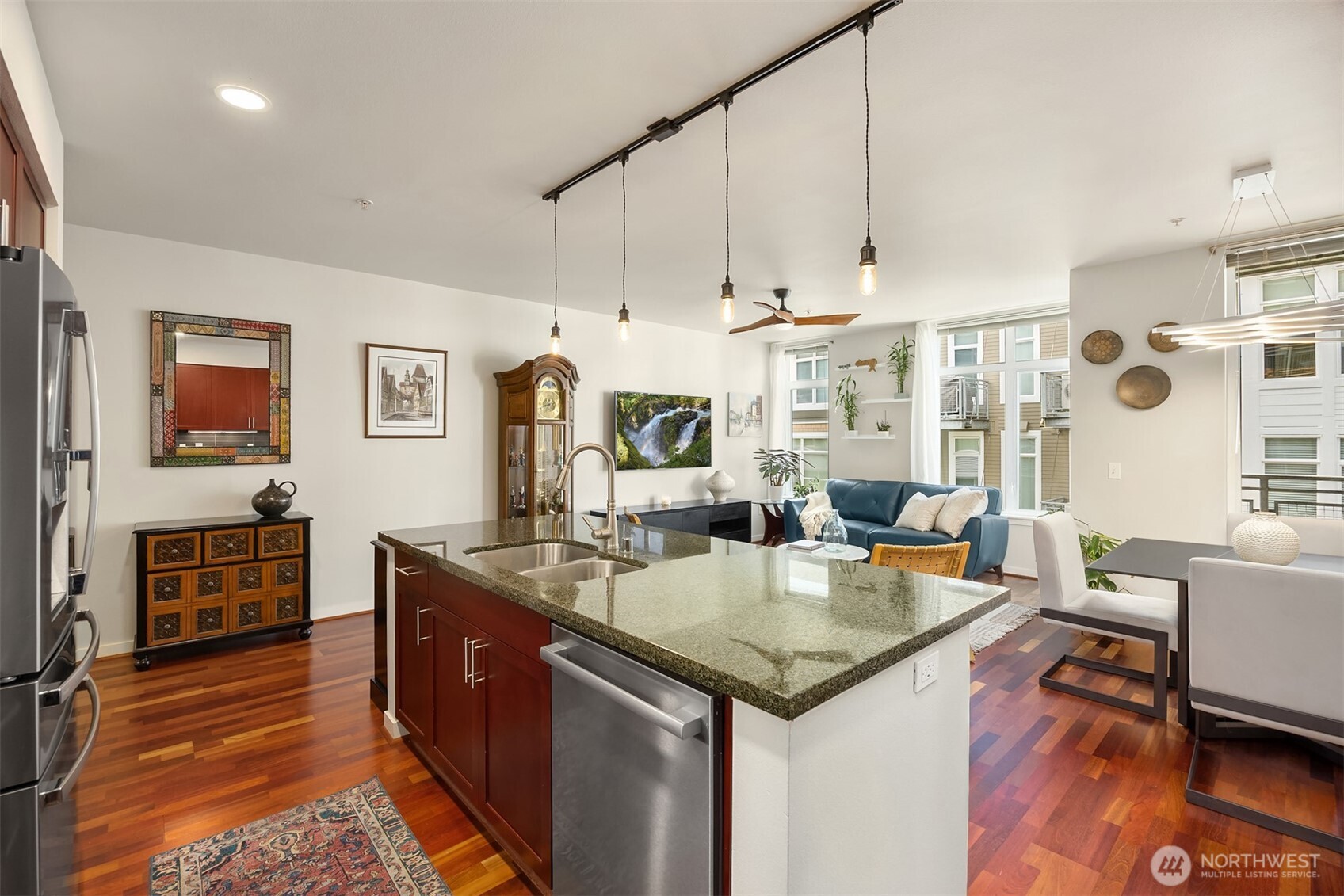 190 Harbor Square Loop NE Unit: C330
