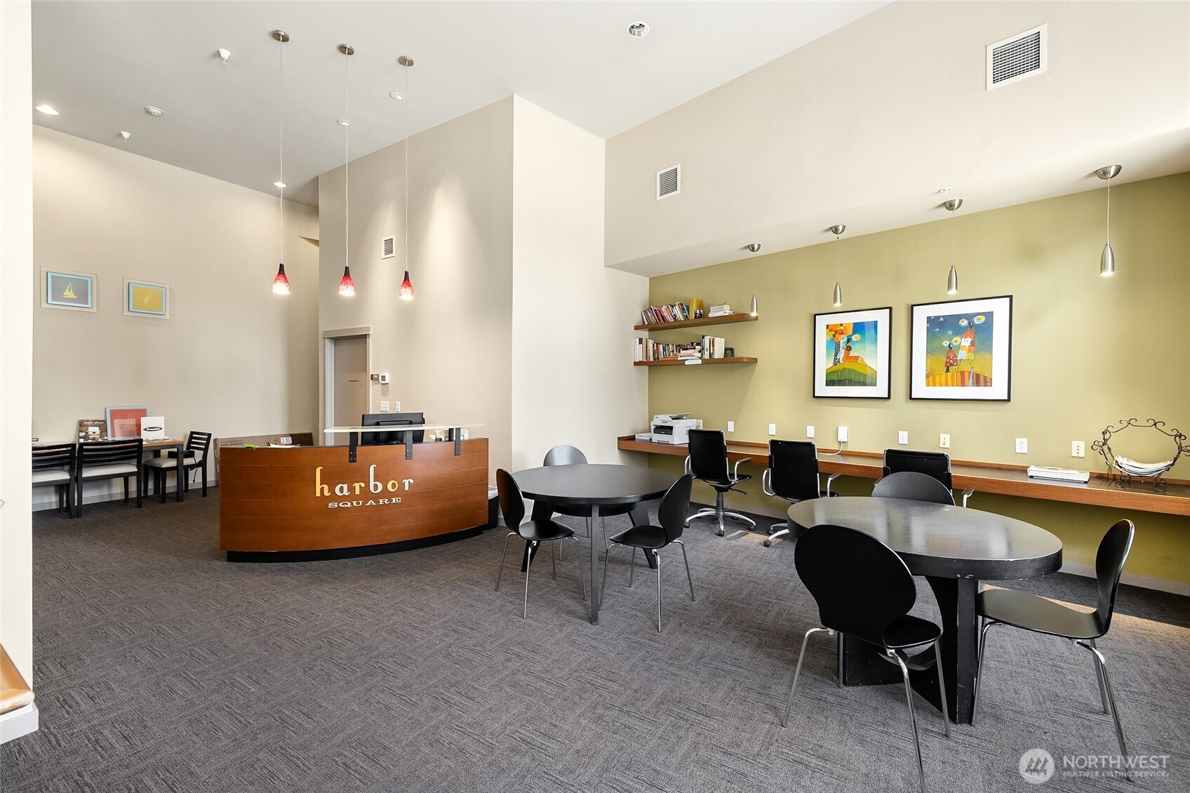 190 Harbor Square Loop NE Unit: C330