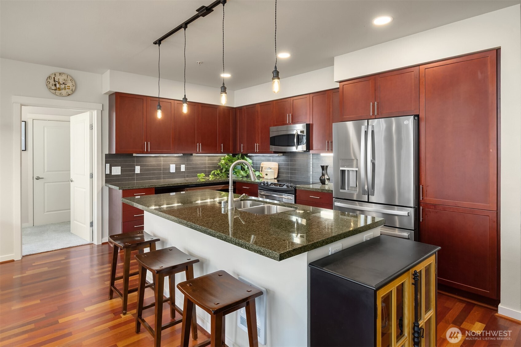 190 Harbor Square Loop NE Unit: C330