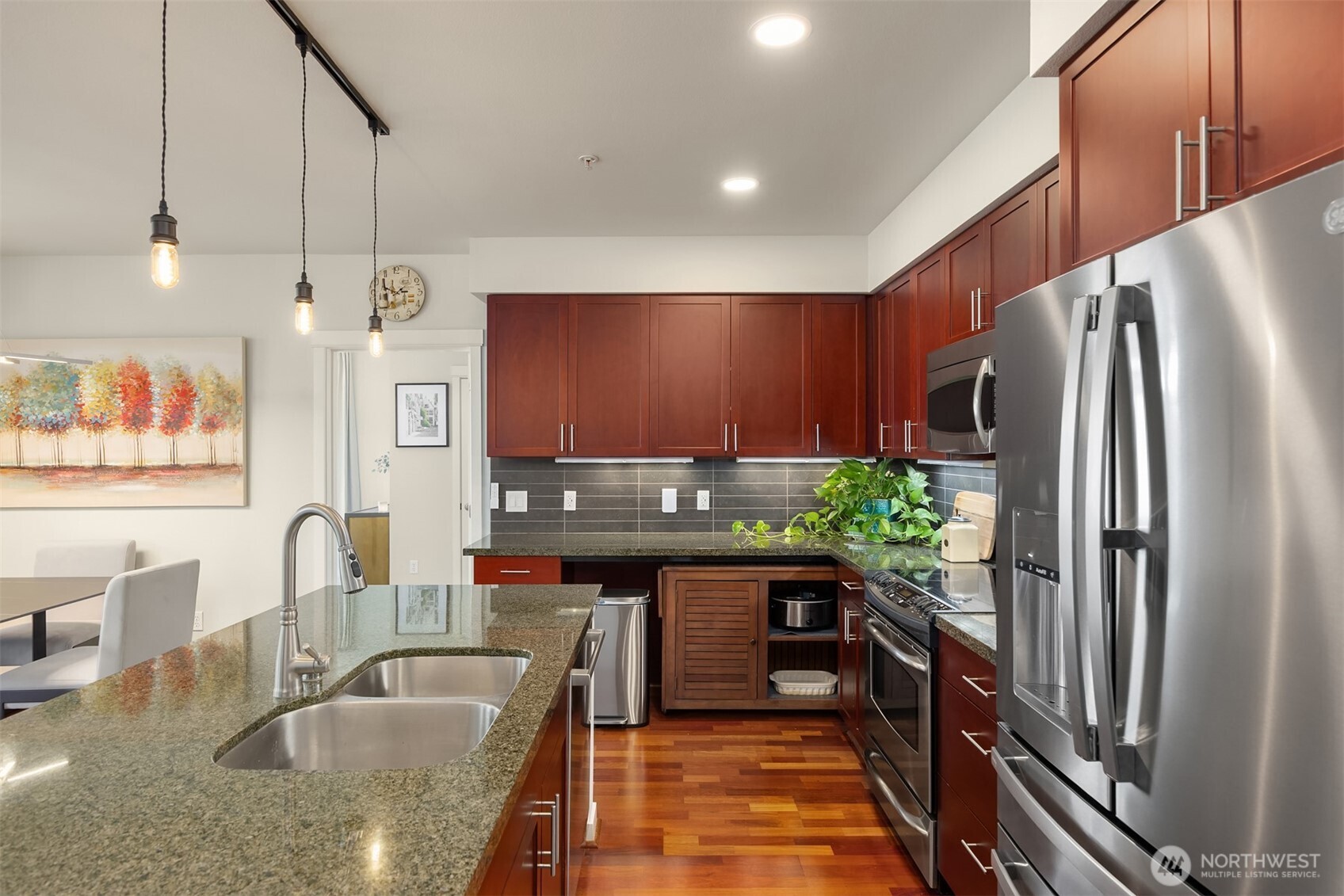190 Harbor Square Loop NE Unit: C330