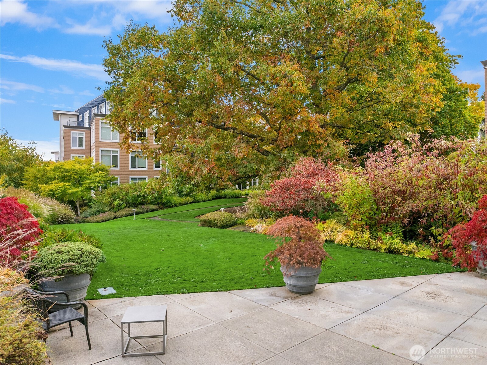 190 Harbor Square Loop NE Unit: C330
