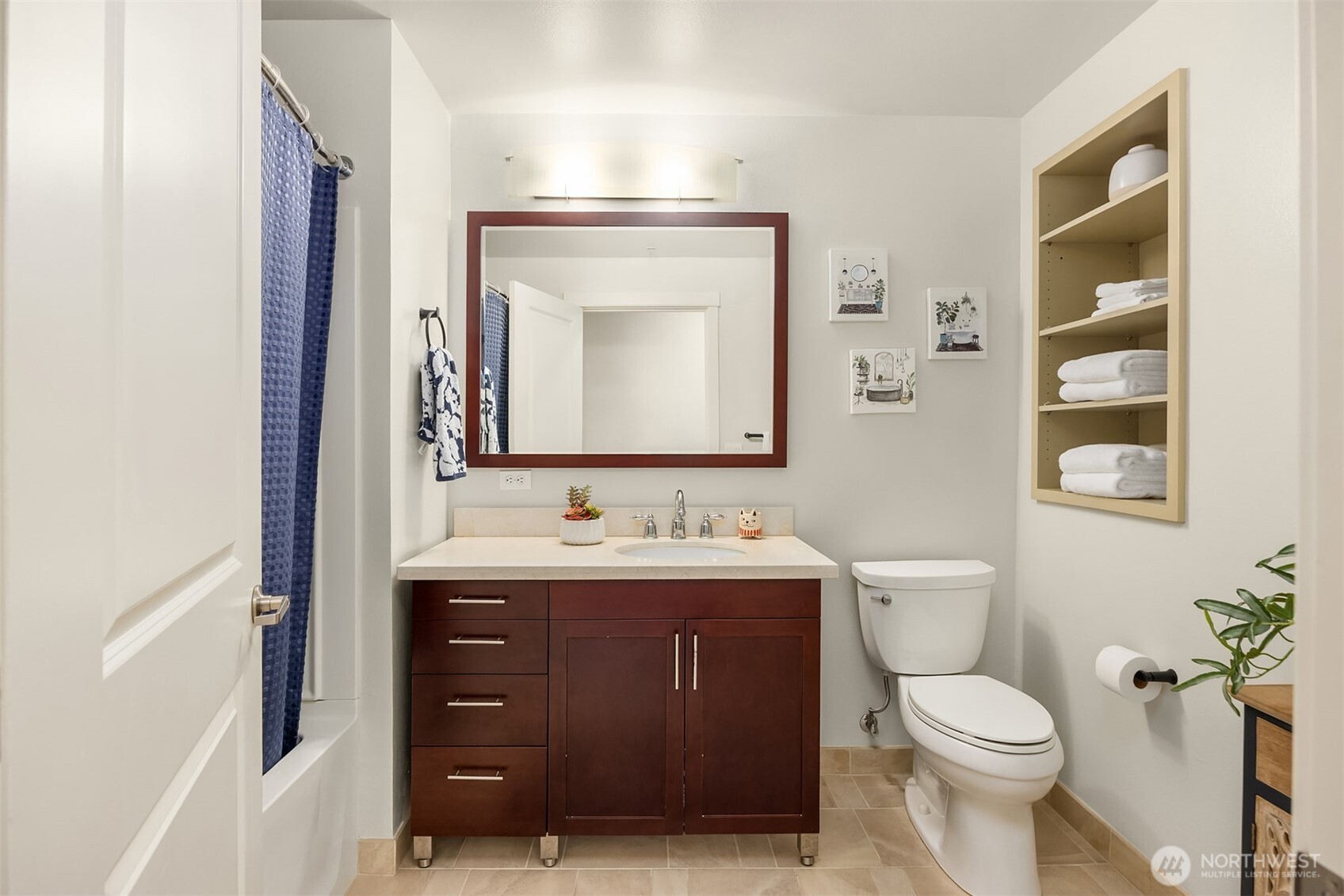 190 Harbor Square Loop NE Unit: C330