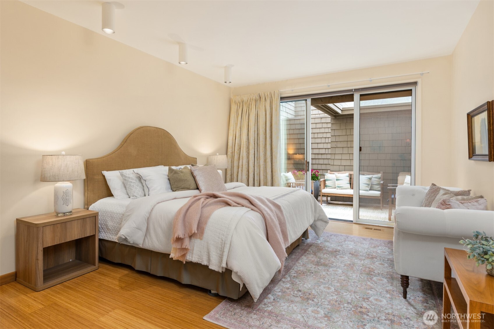 105 Lovell Avenue SW Unit: 15-11