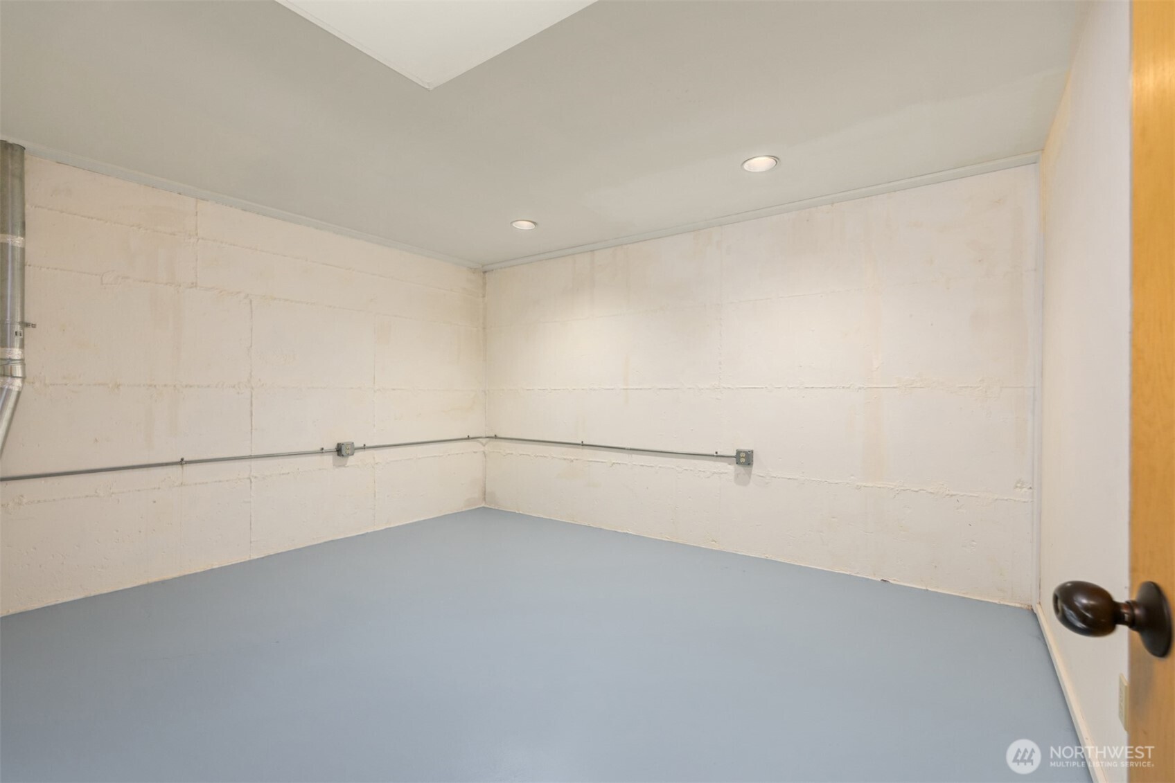 105 Lovell Avenue SW Unit: 15-11