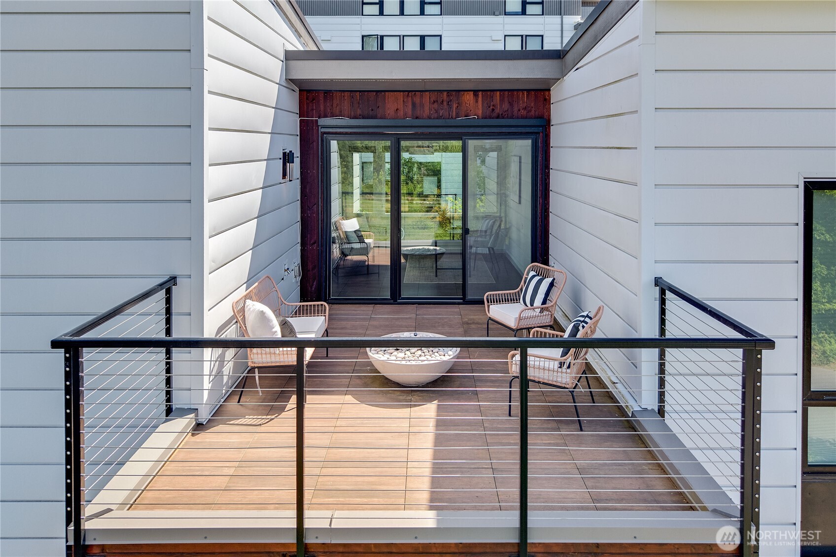 227 Ebi Lane NE