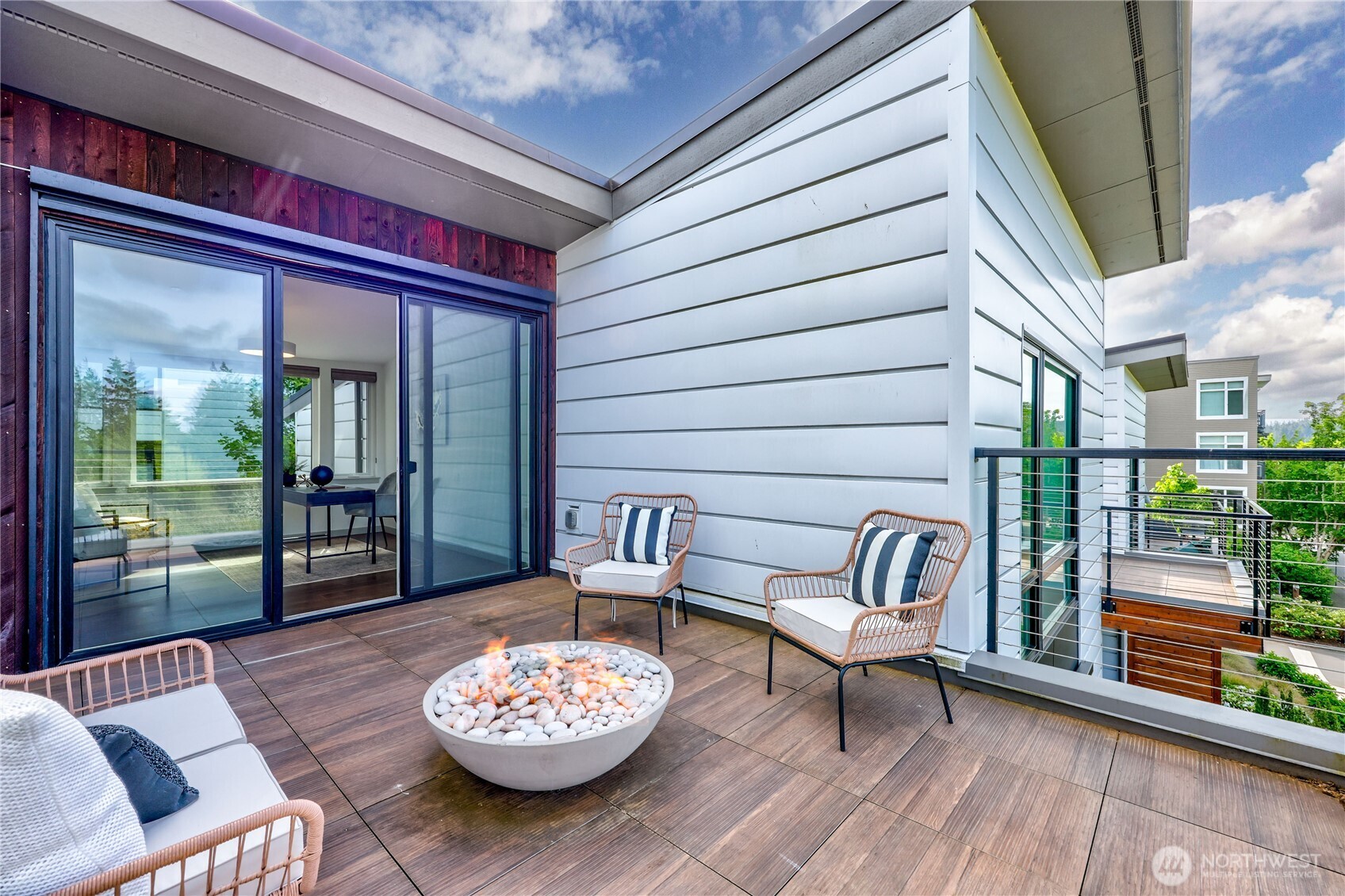 227 Ebi Lane NE