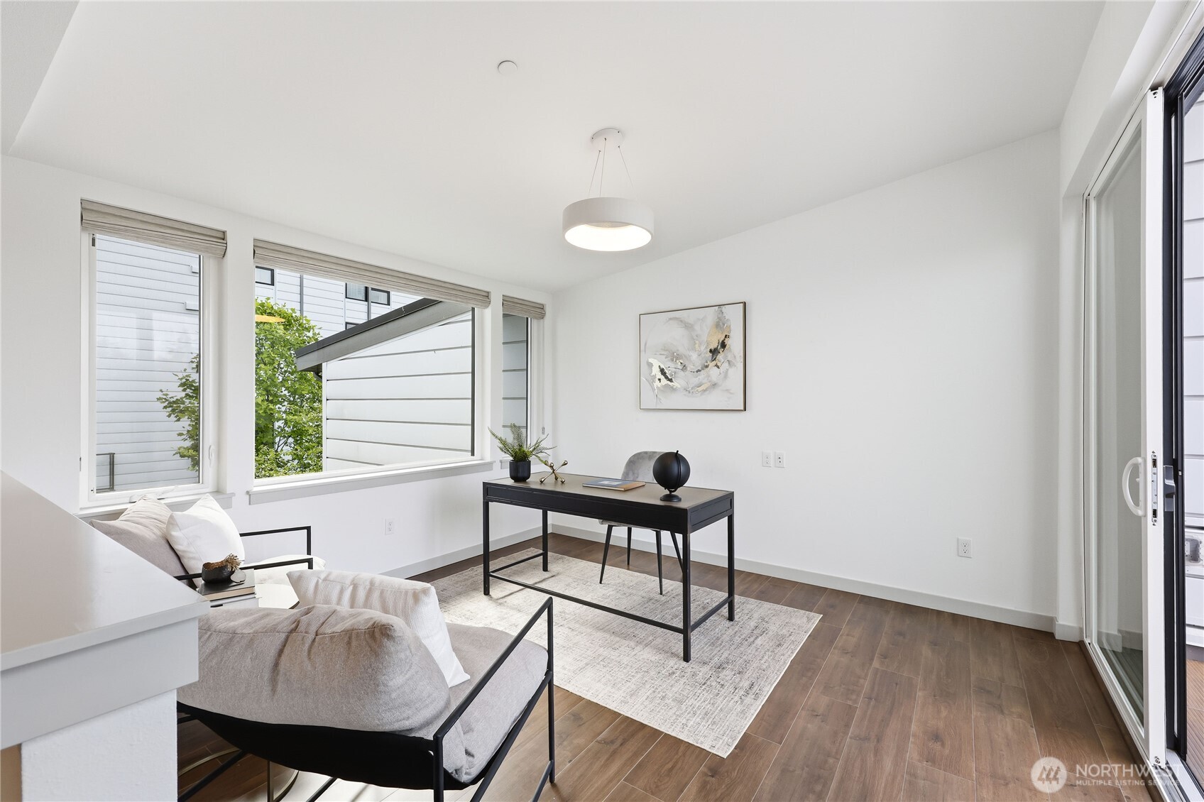 227 Ebi Lane NE