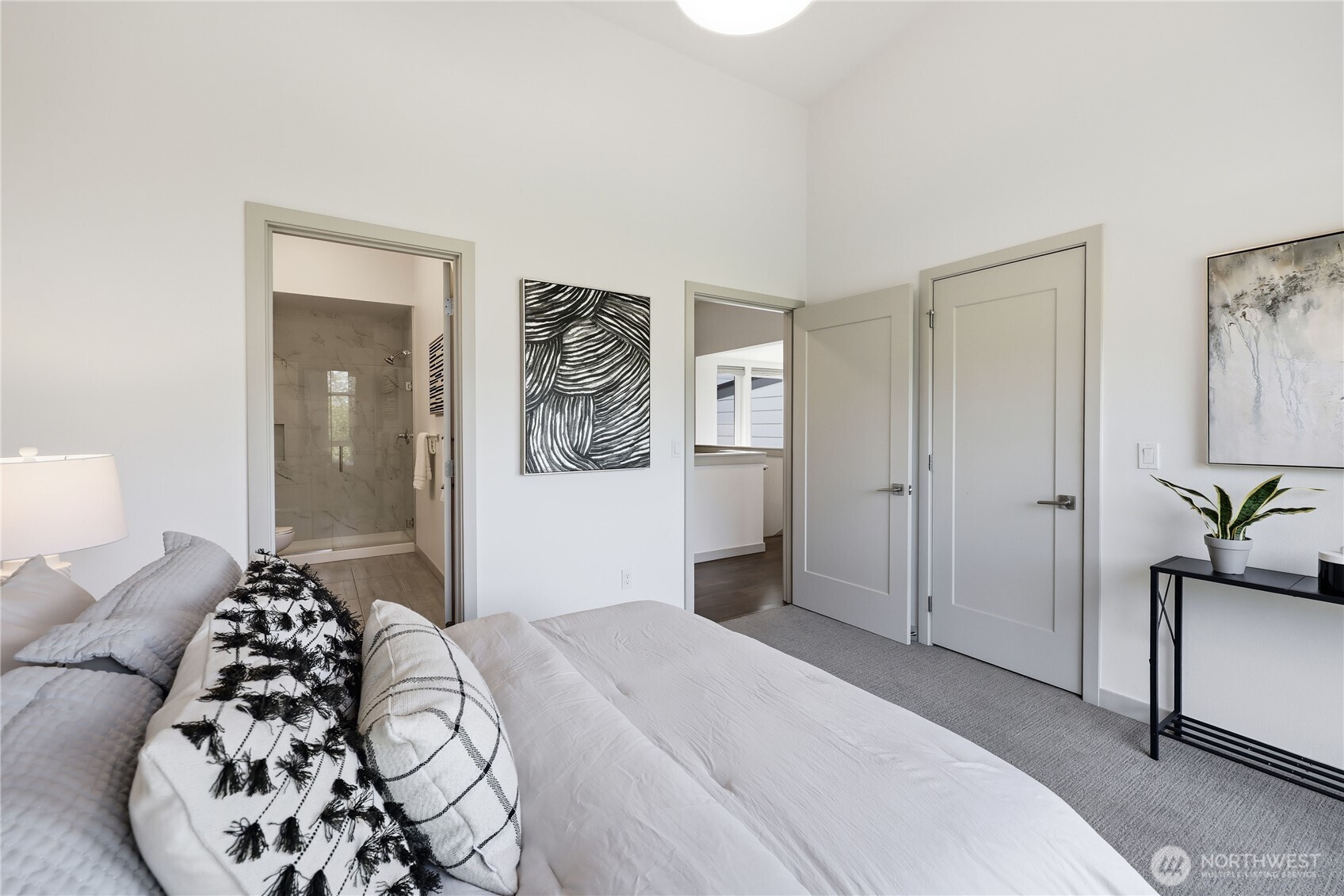 227 Ebi Lane NE