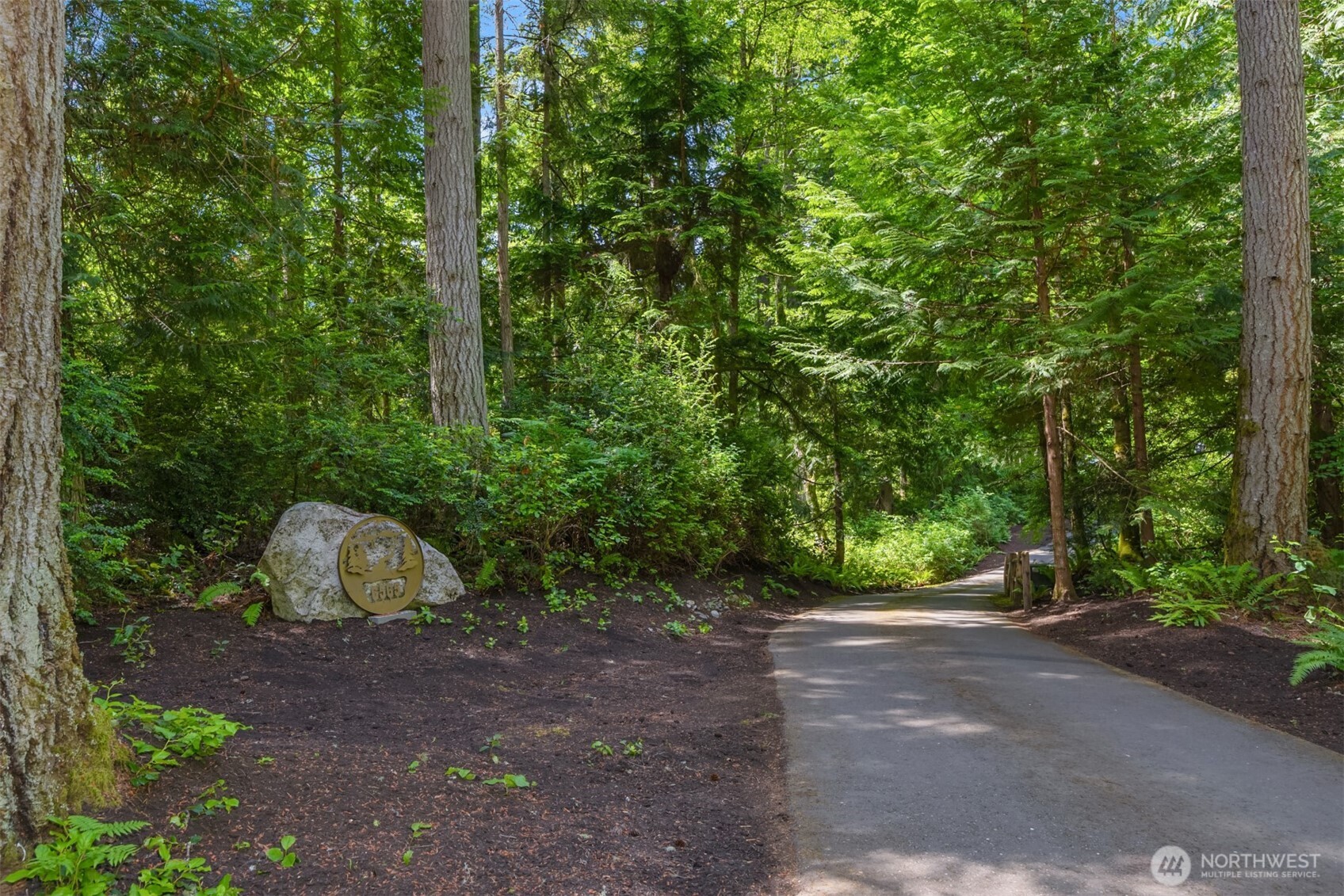 6565 NE Island Center Rd.