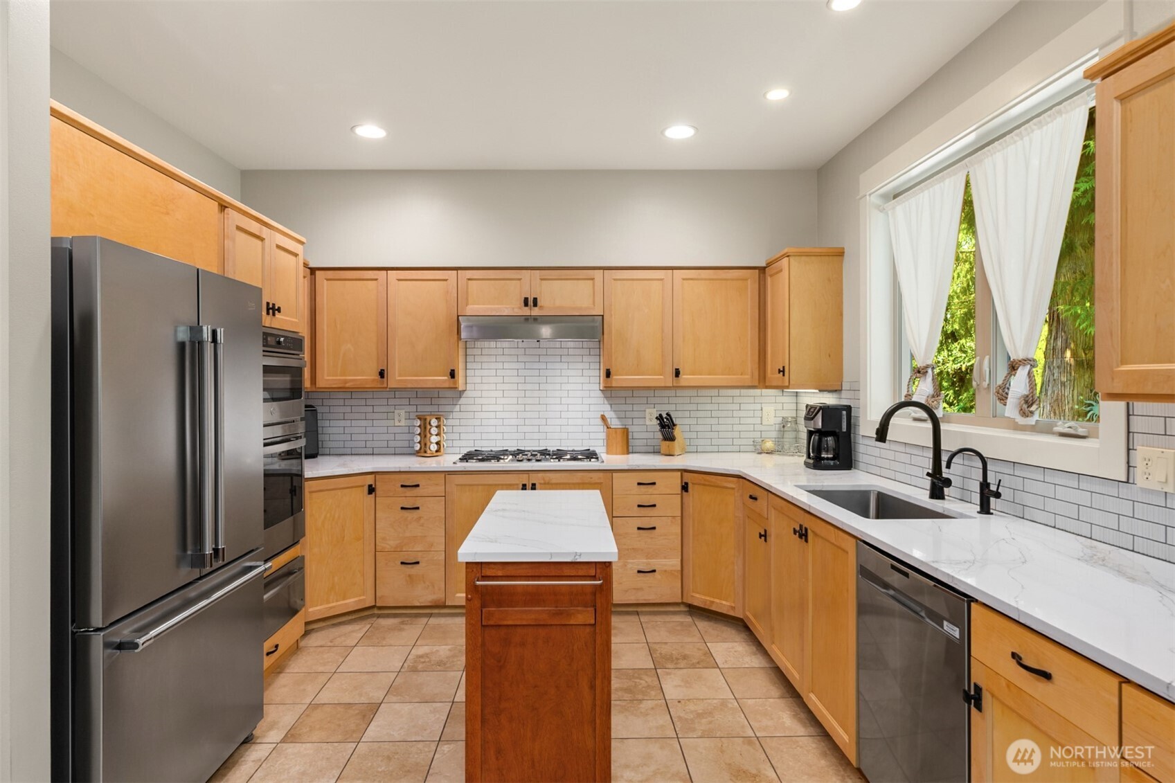 9246 Fletcher Bay Road NE
